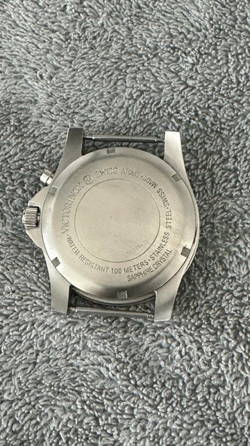 Swiss Army Maverick II watch-NOT WORKING