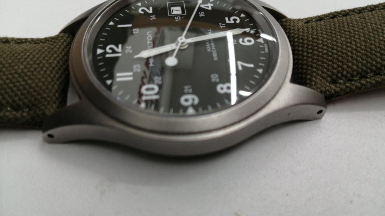 Khaki Field Mechanical Model H694390 HAMILTON