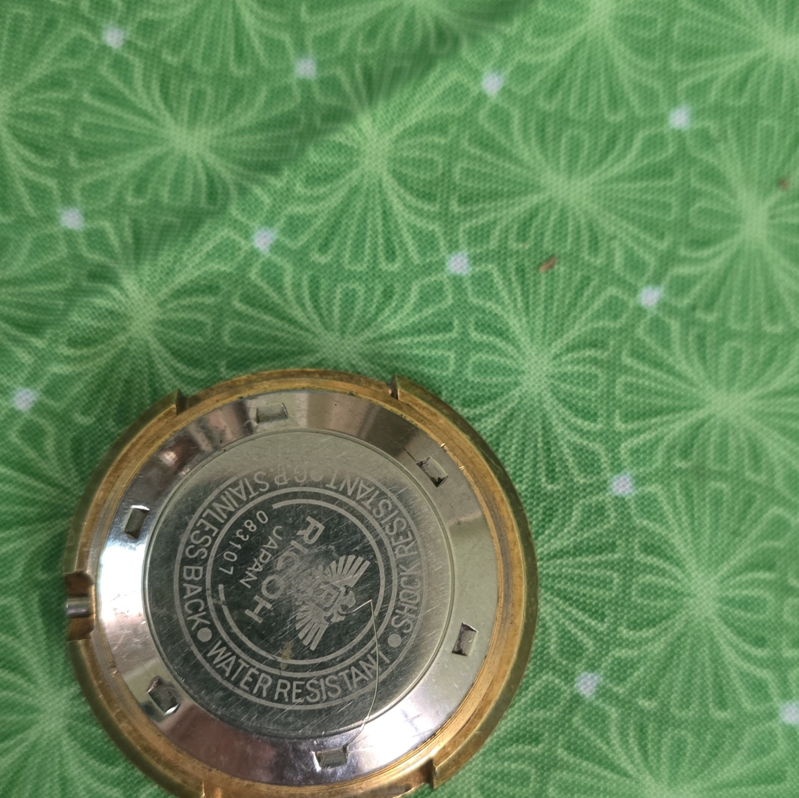 Ricoh Apex Automatic Mechanical 17J Day/Date Shock Resistant Gold Tone 36mm