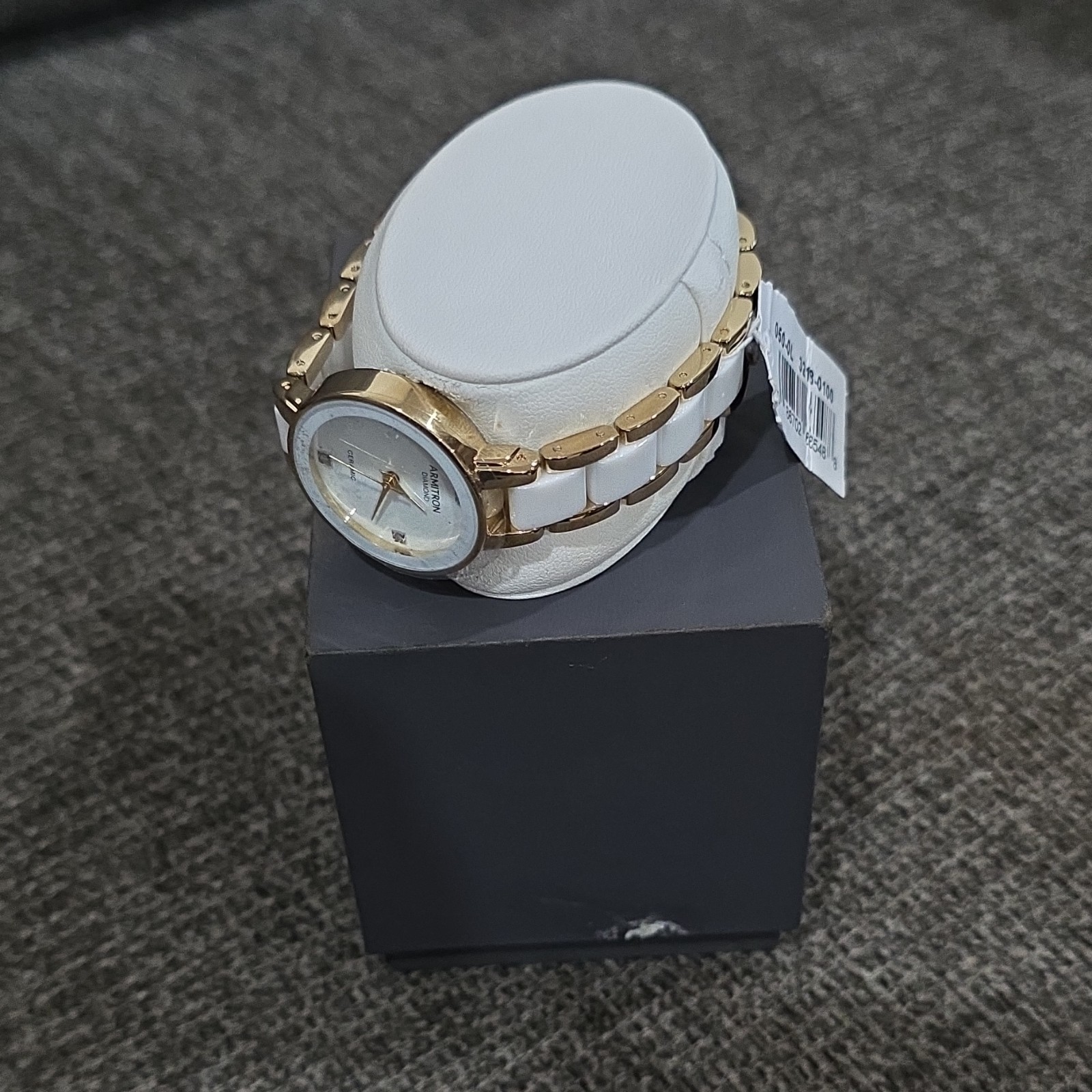 Armitron Diamond Women’s Quartz Analog Ceramic Bracelet White/Gold Diamond