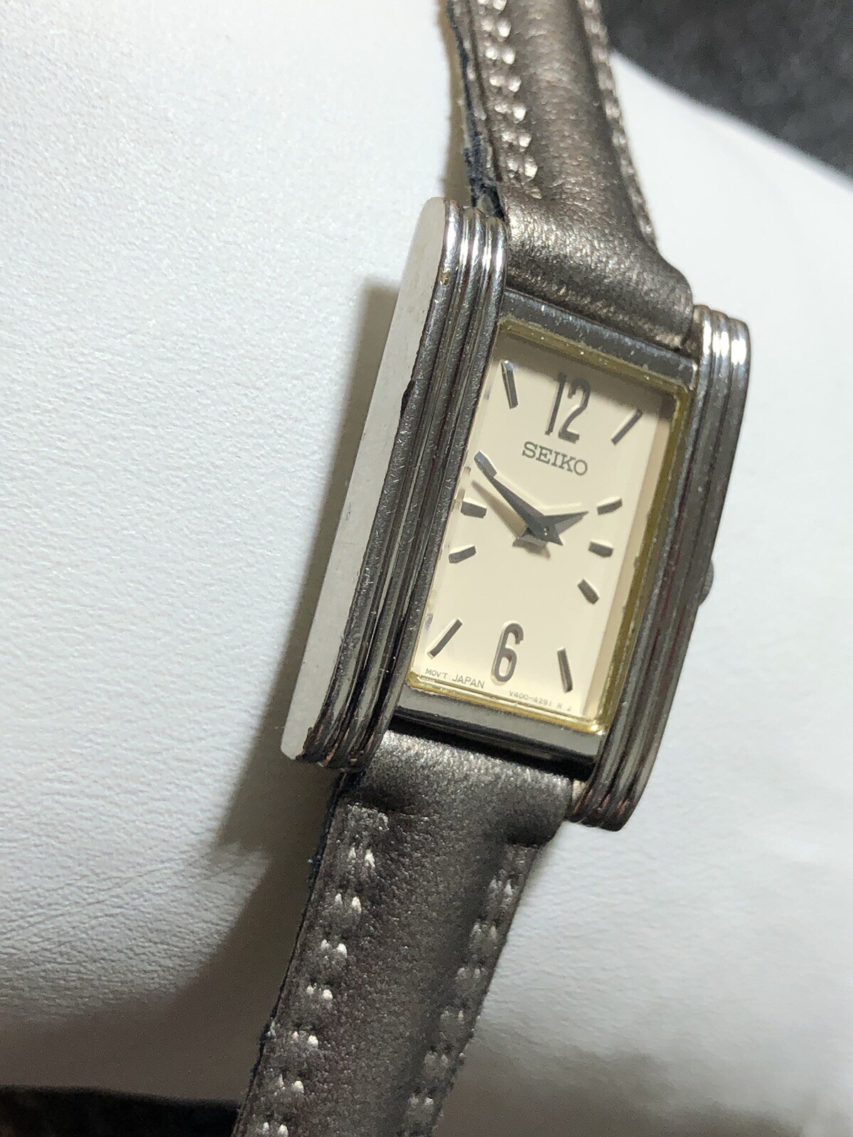 Vintage Seiko Women’s Rectangle Tank Silver Tone V400 Watch New Band/Battery