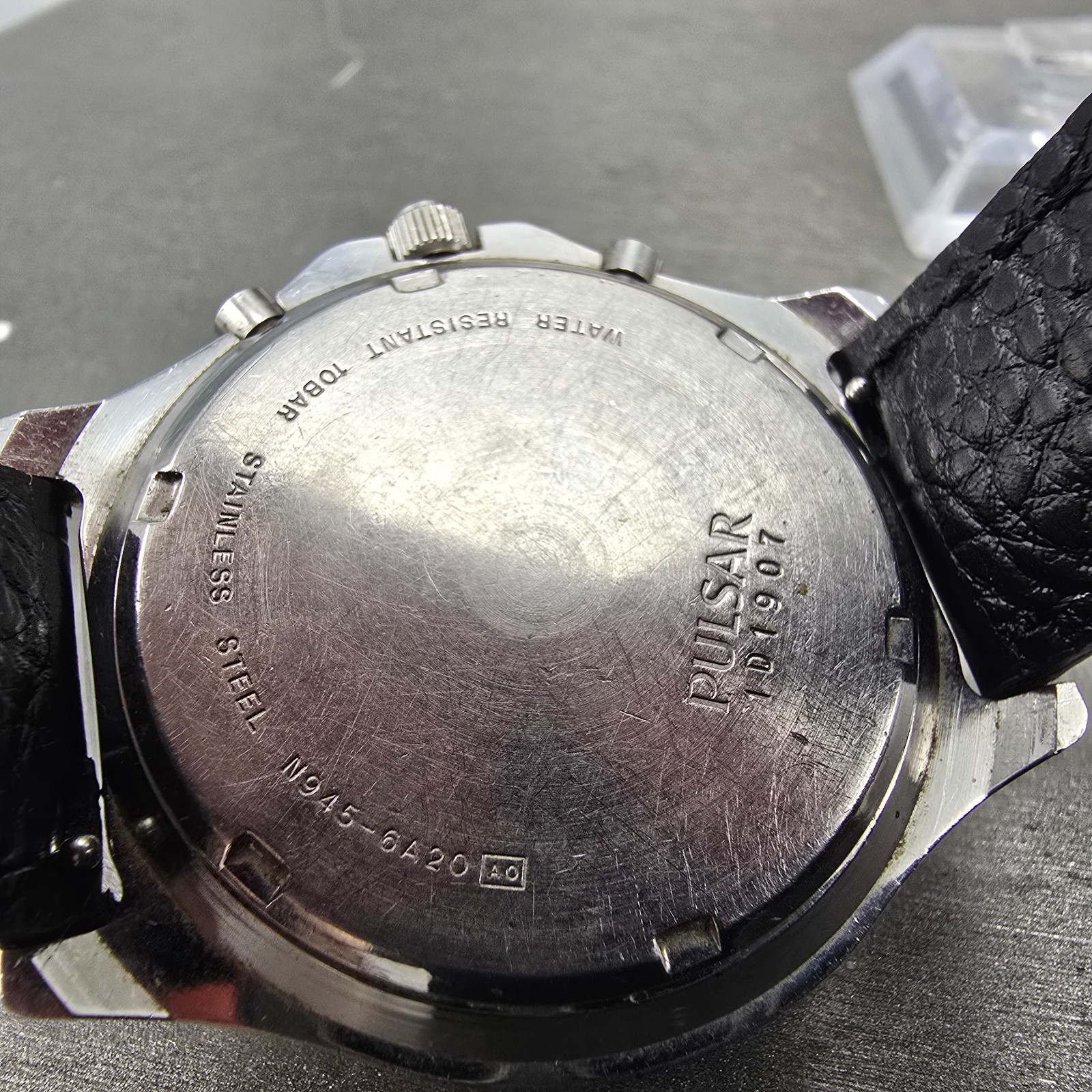 Seiko Pulsar Chronograph Watch Men 41mm Black Dial Silver Alarm Date N945 NewBat