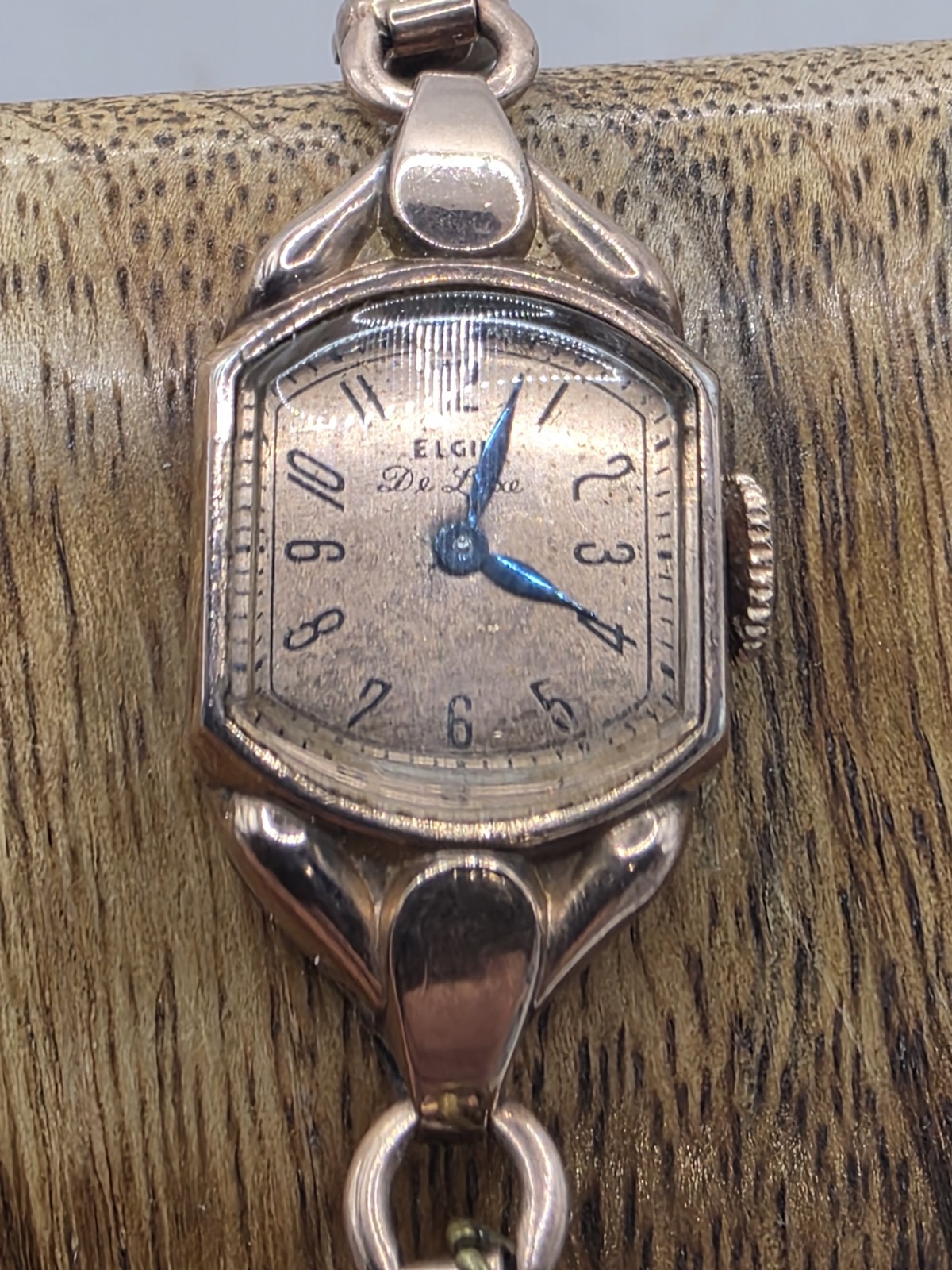 10k Rose Gold Filled Ladies Elgin De Luxe Vintage Working Watch
