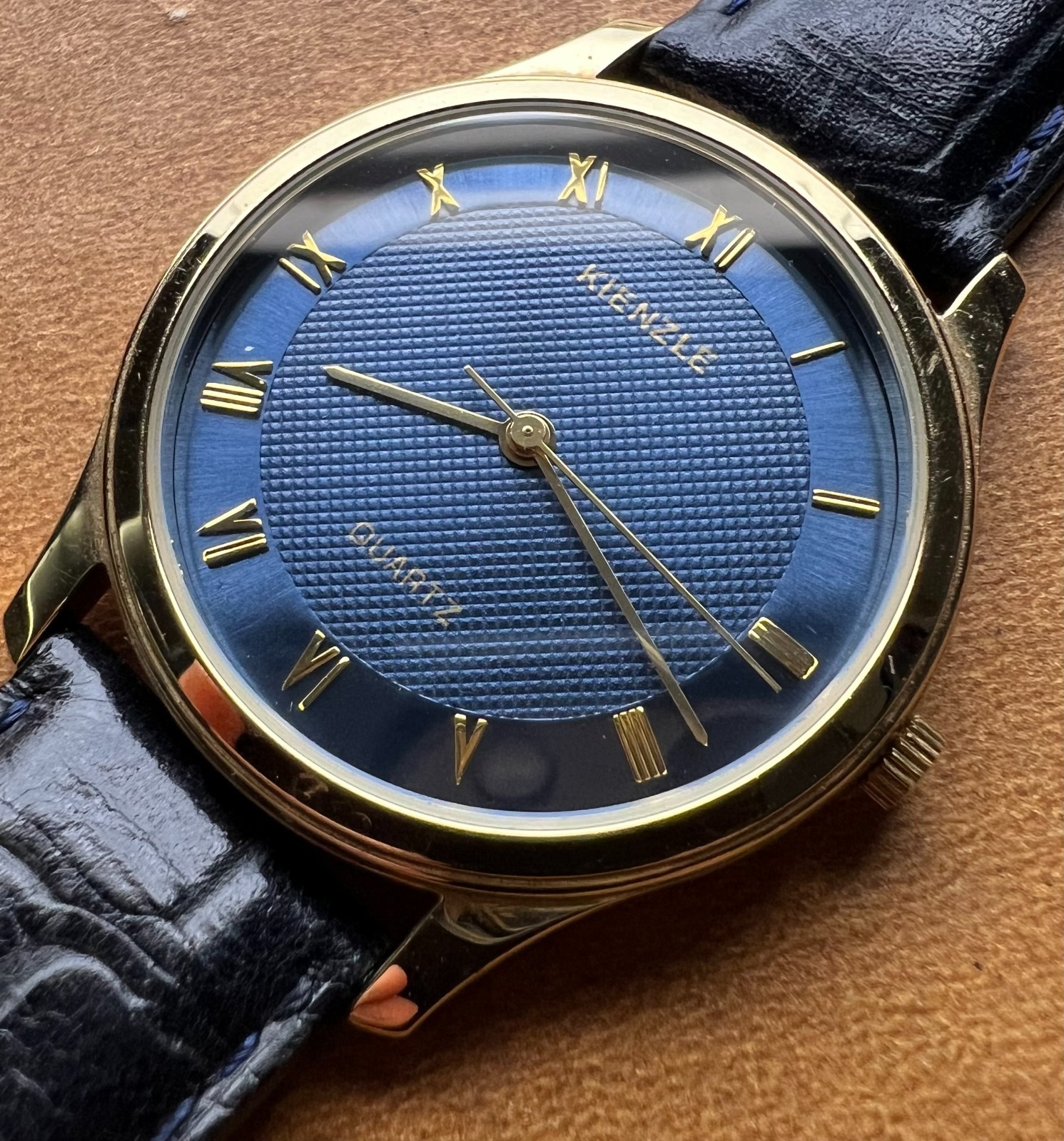 VINTAGE KIENZLE QUARTZ MENS WATCH GERMANY BLUE DIAL ULTRA THIN GOLD PLATED