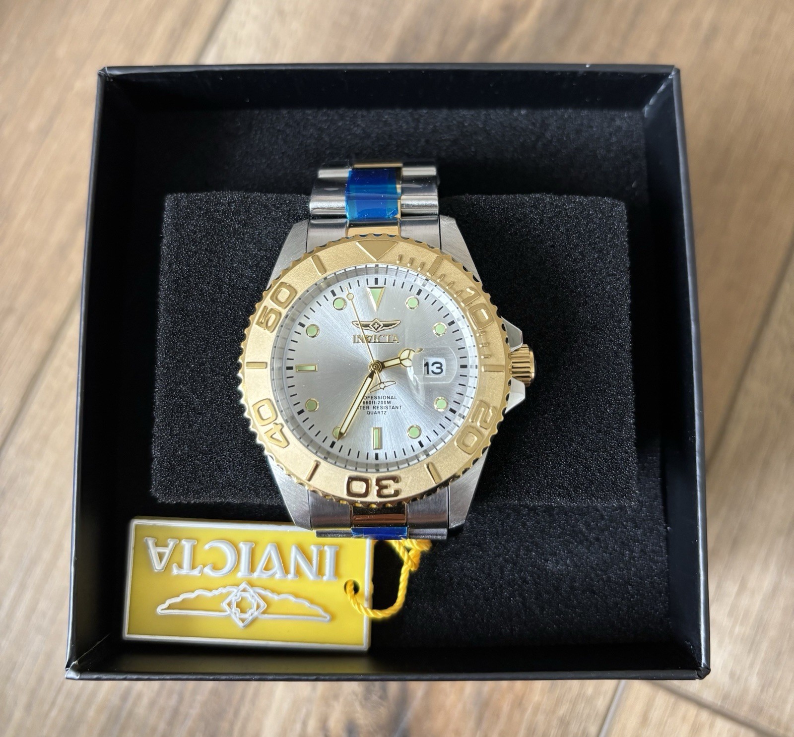 Invicta Pro Diver Abbysor Men’s Watch – 43mm, Steel, Gold (29950)
