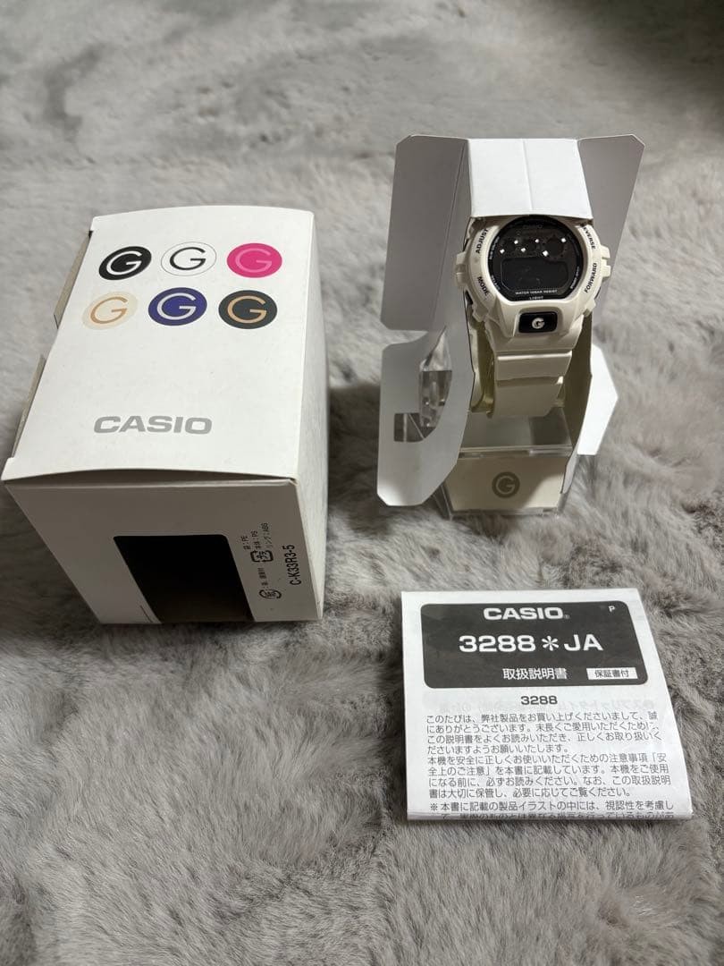 CASIO G-SHOCK White G-SHOCK mini 3288*JA