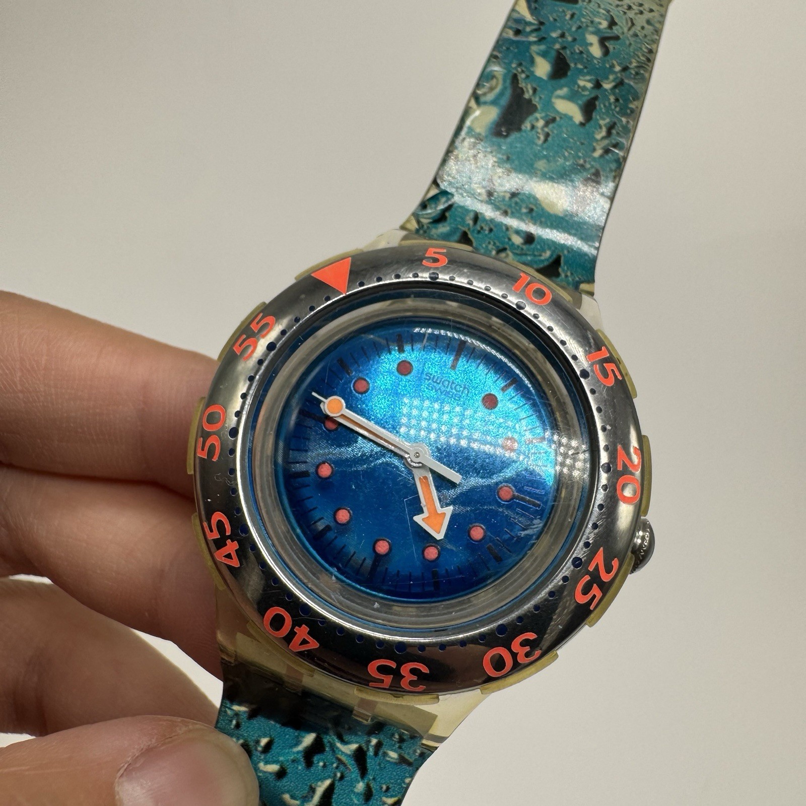 Swatch Scuba 200 Watch Water Drop SDK123 Working Ticking Watch Band Is Peeling