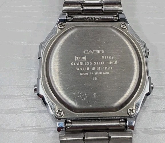 Casio A168WA-1 Men’s Stainless Steel Digital Alarm Stopwatch Watch New Battery
