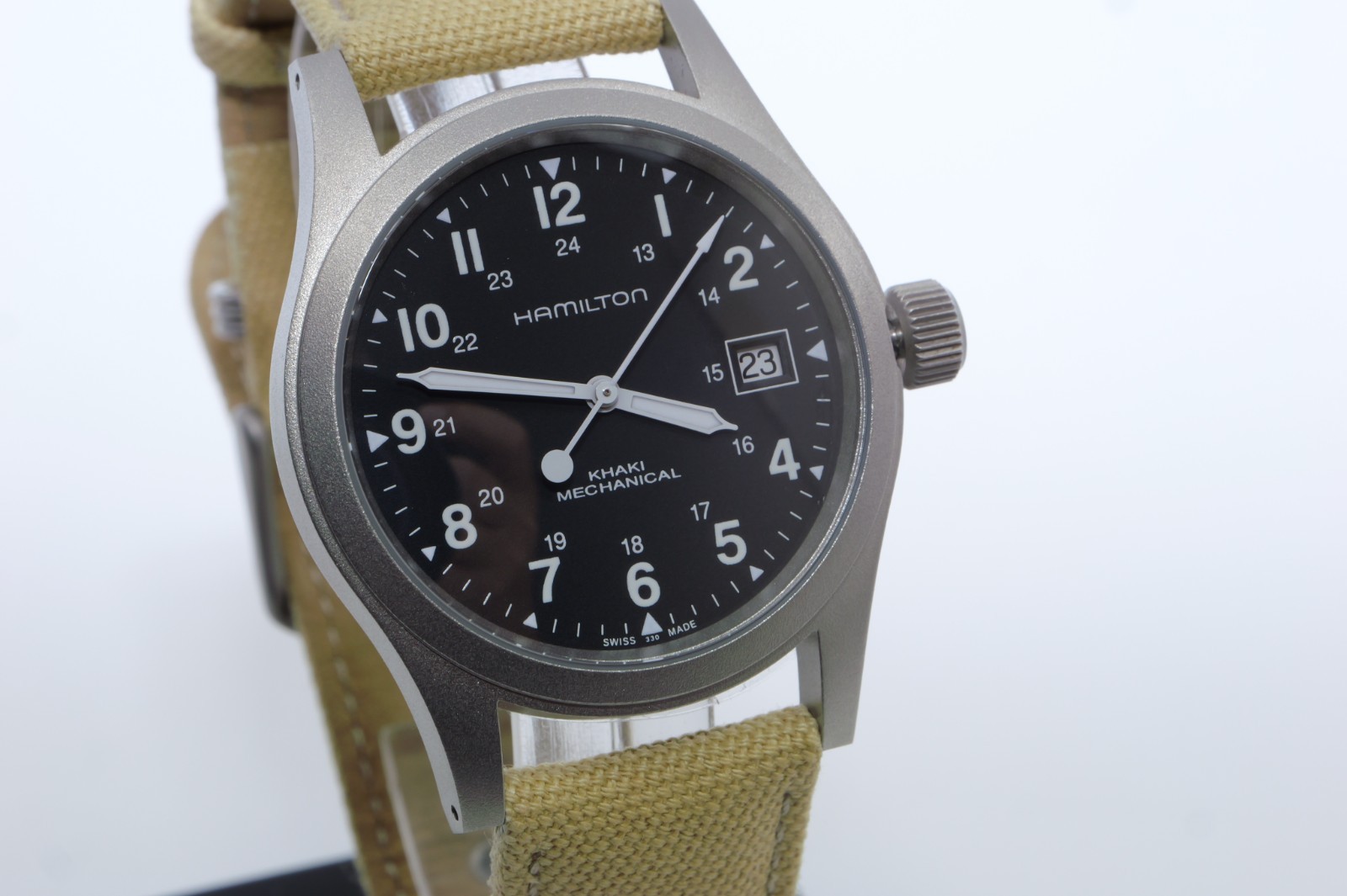 Hamilton Khaki Field Mechanical H694390 manual watch. Pilot Military Style. BOX