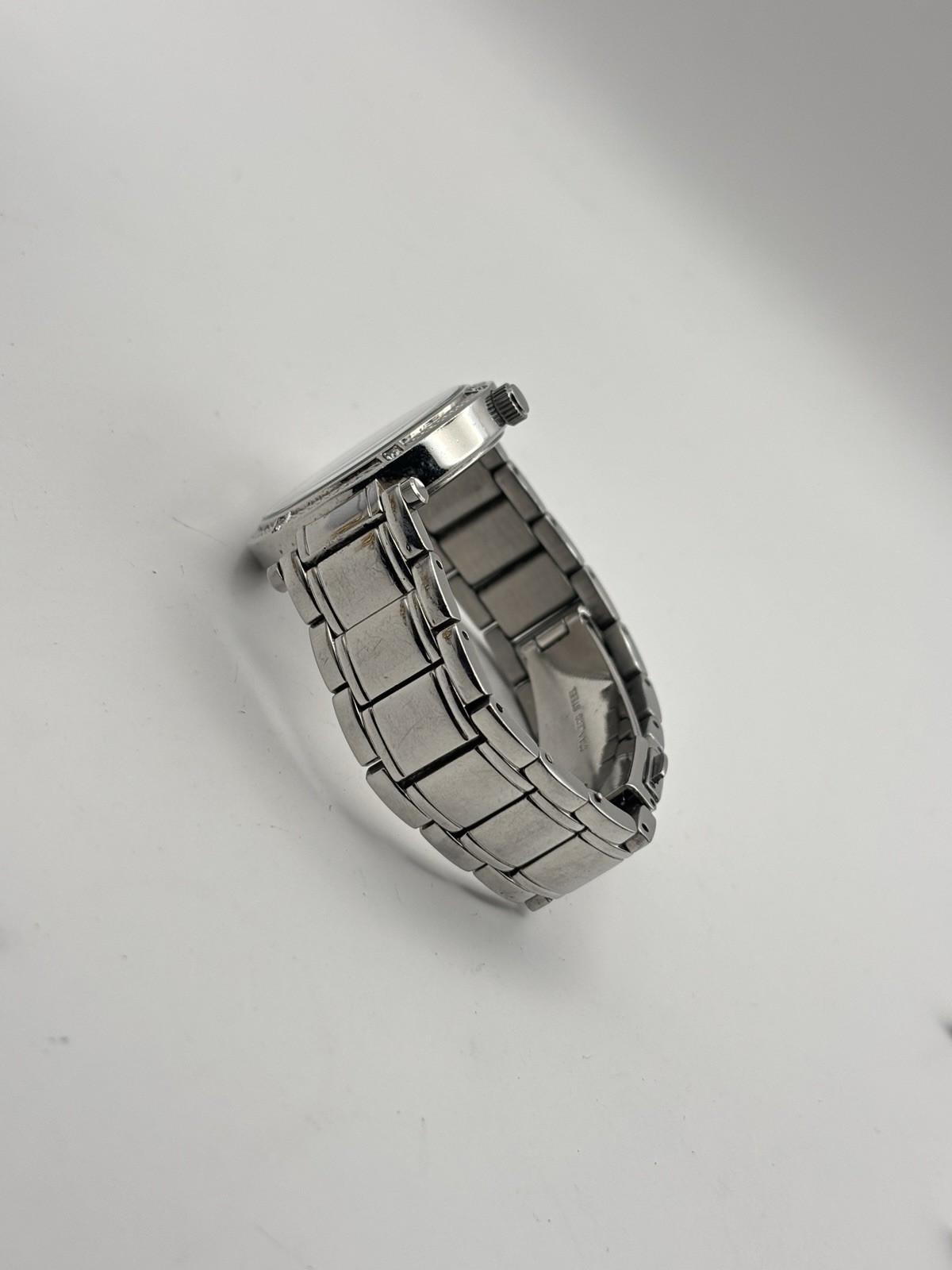 Ladies U0695L1 Stainless Black-Dial Diamonds Guess Watch #8.7