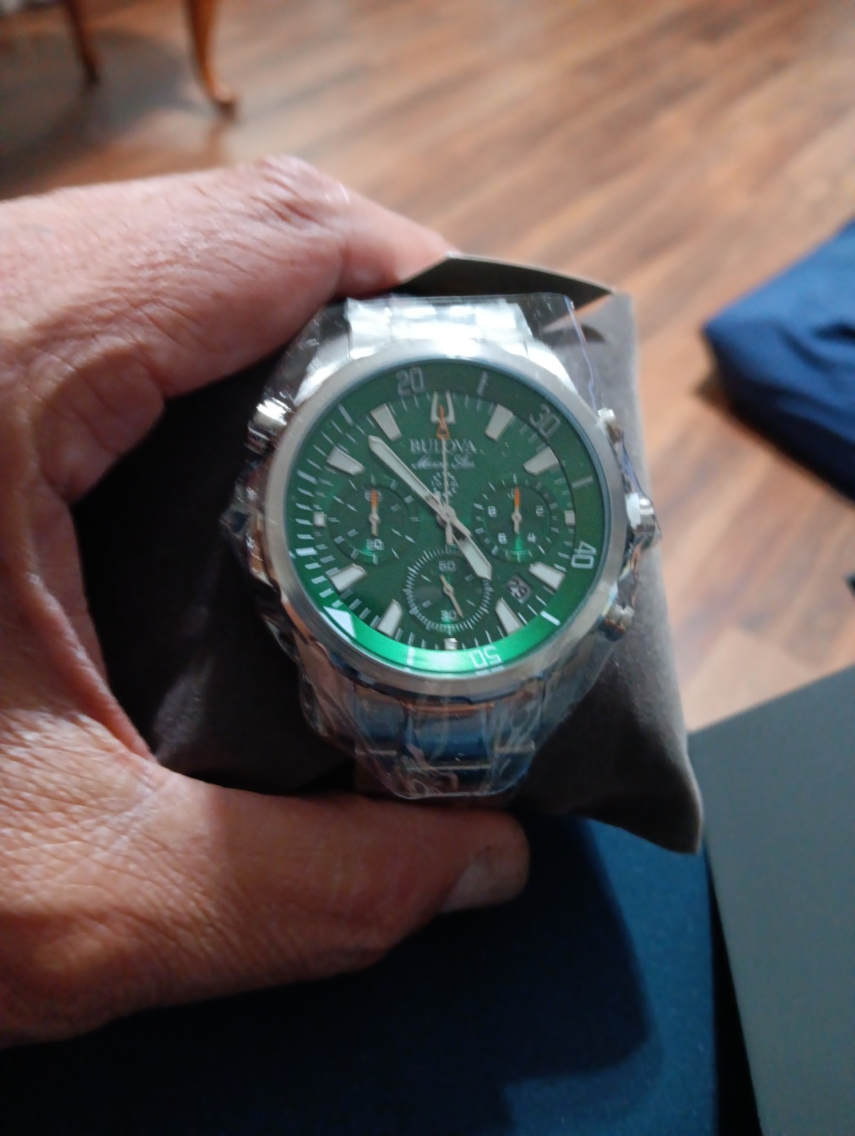 Men’s Bulova Marine Star Green Dial Chronograph 96B396 Quartz New Watch 43mm