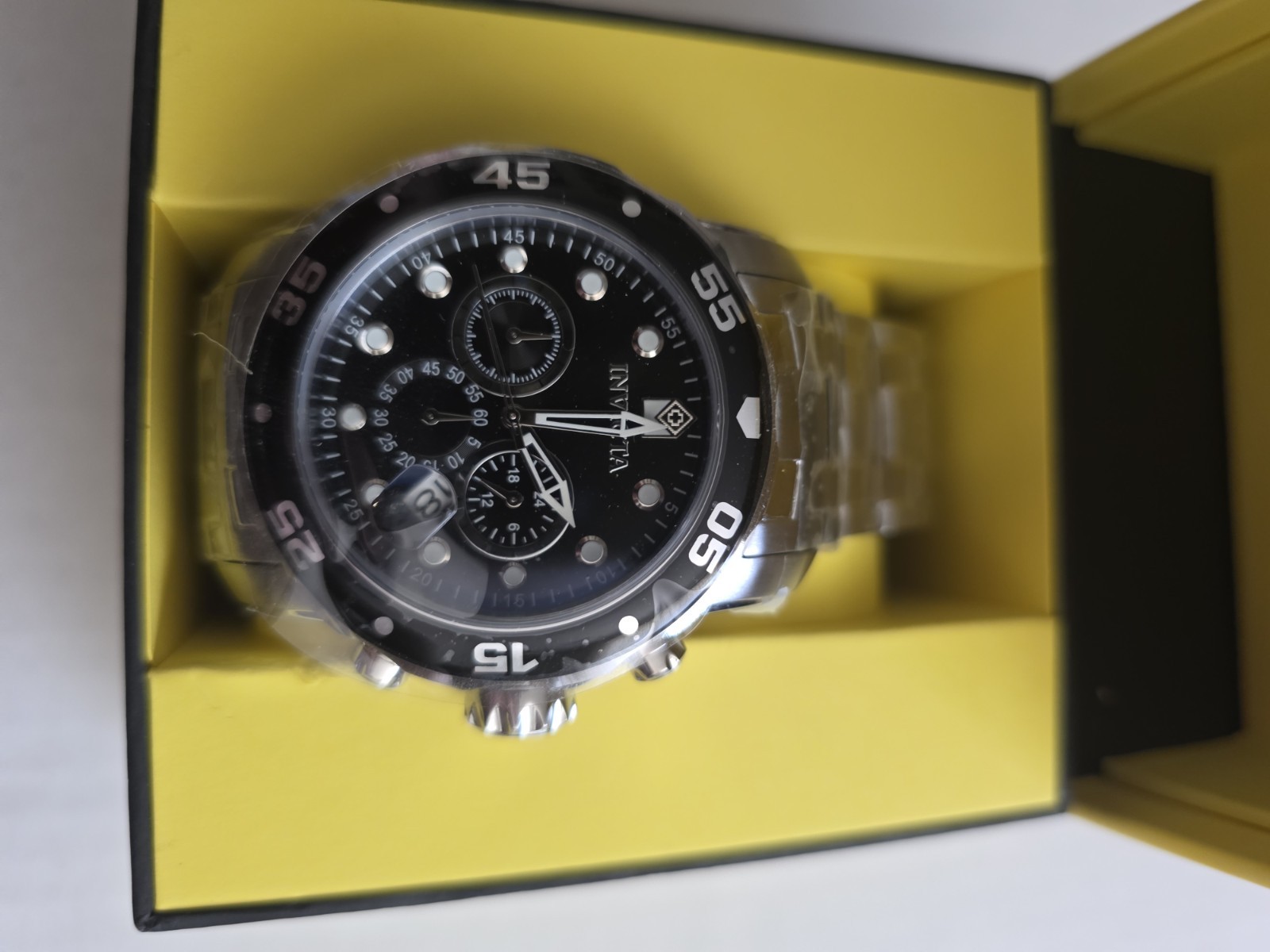 Invicta Pro Diver SCUBA Mens 48mm Silver Black Dial Chronograph Steel Watch 0069