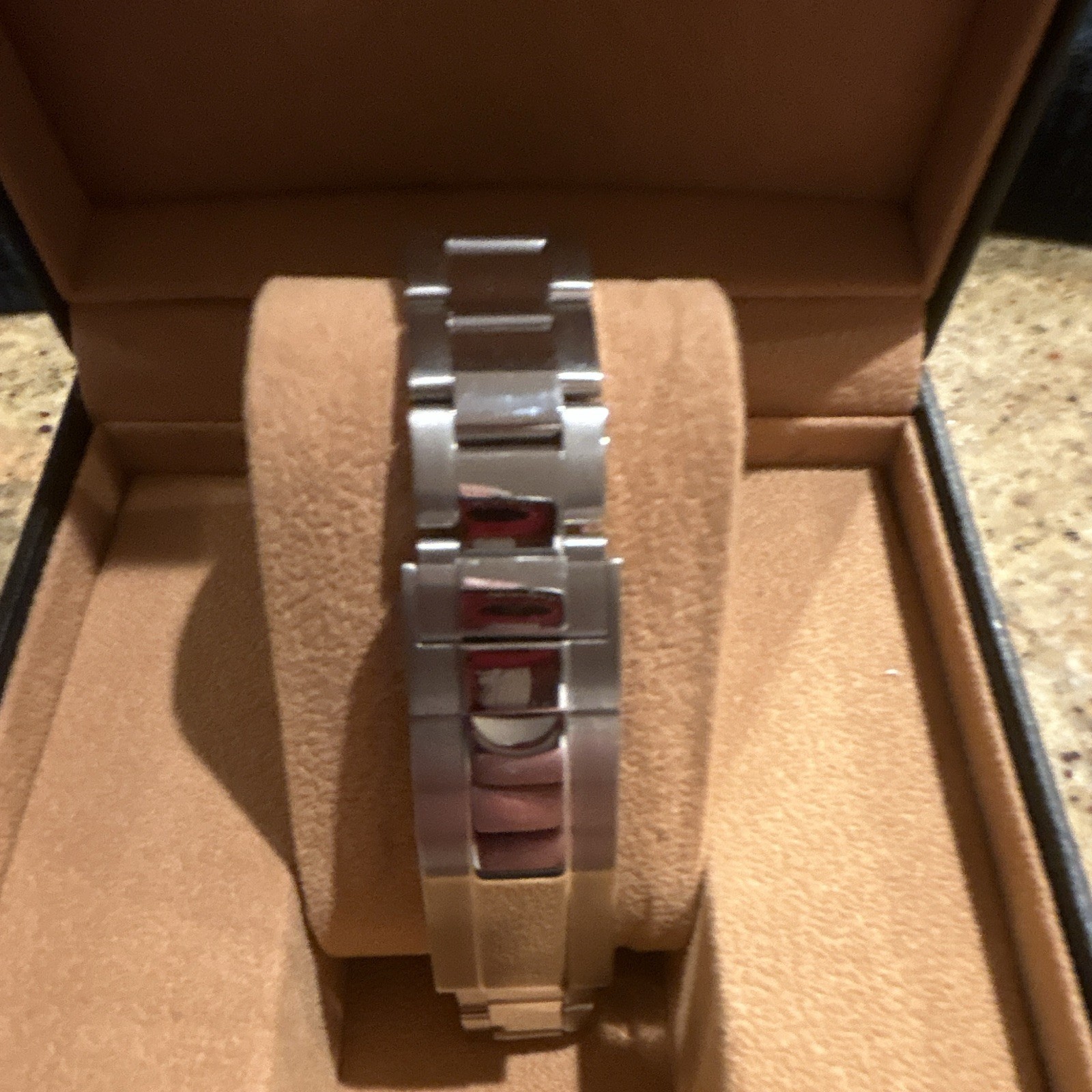 Seiko Prospex Speedtimer Quartz Chronograph White Dial Black Bezel 40mm Box