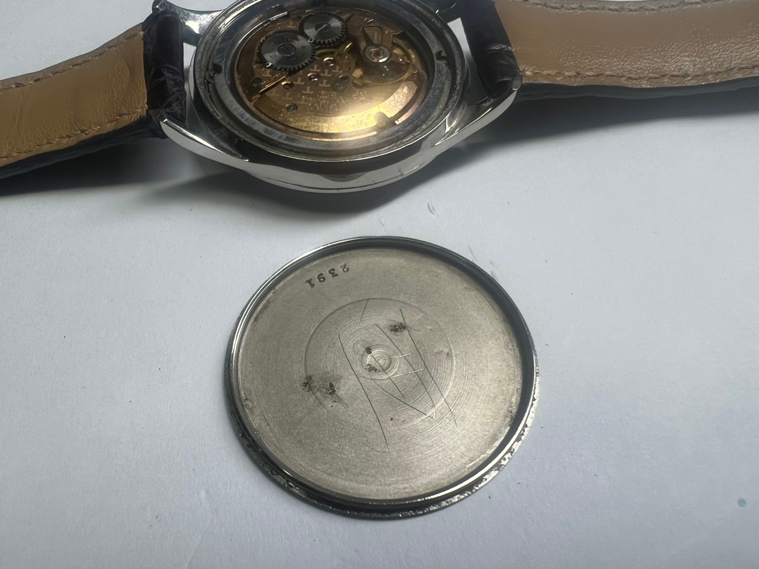 7. Technos cal 2390 manual winding 35.5 mm running
