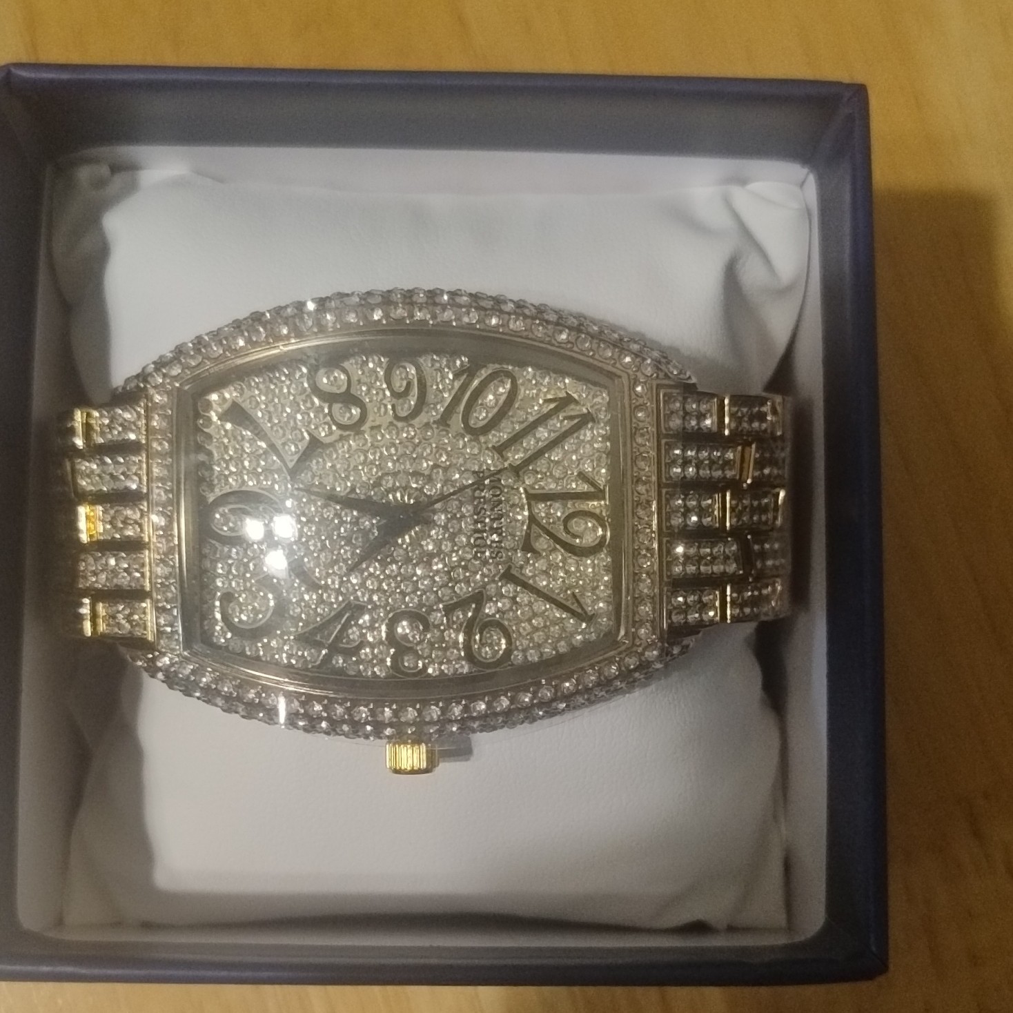 Montres Prestige Gold Gem-Set Luxury Wristwatch Diamond Pattern Dial in Box