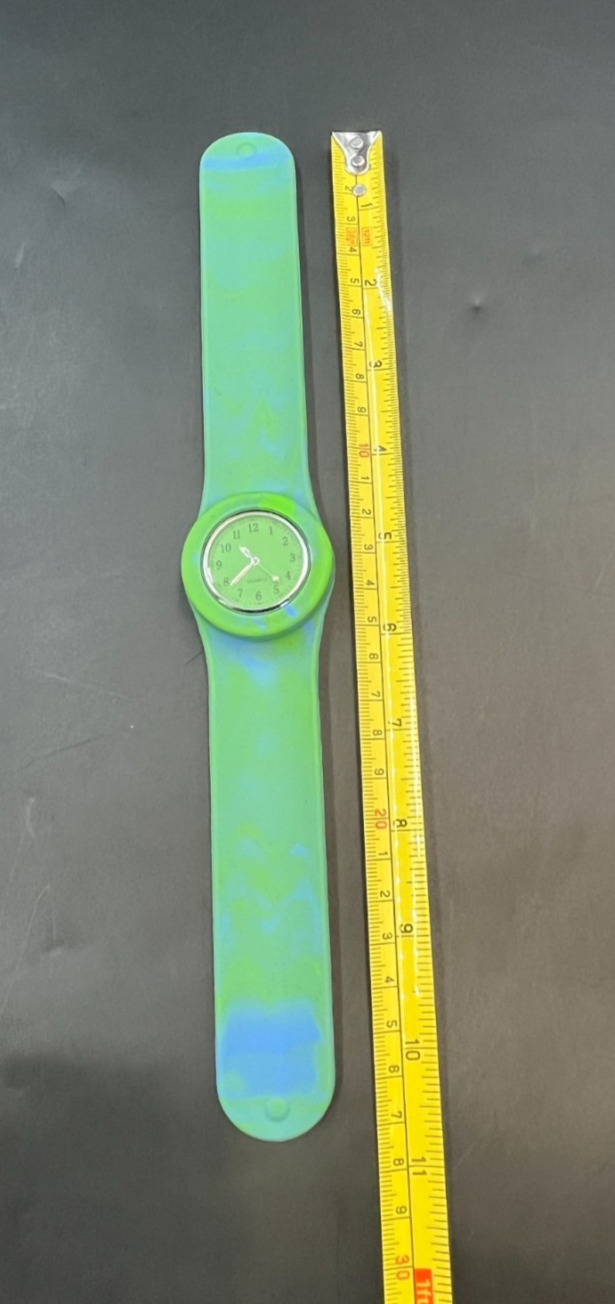 Slap Time Bracelet Green Quartz Watch with Blue/Green Silicone Band -New Battery