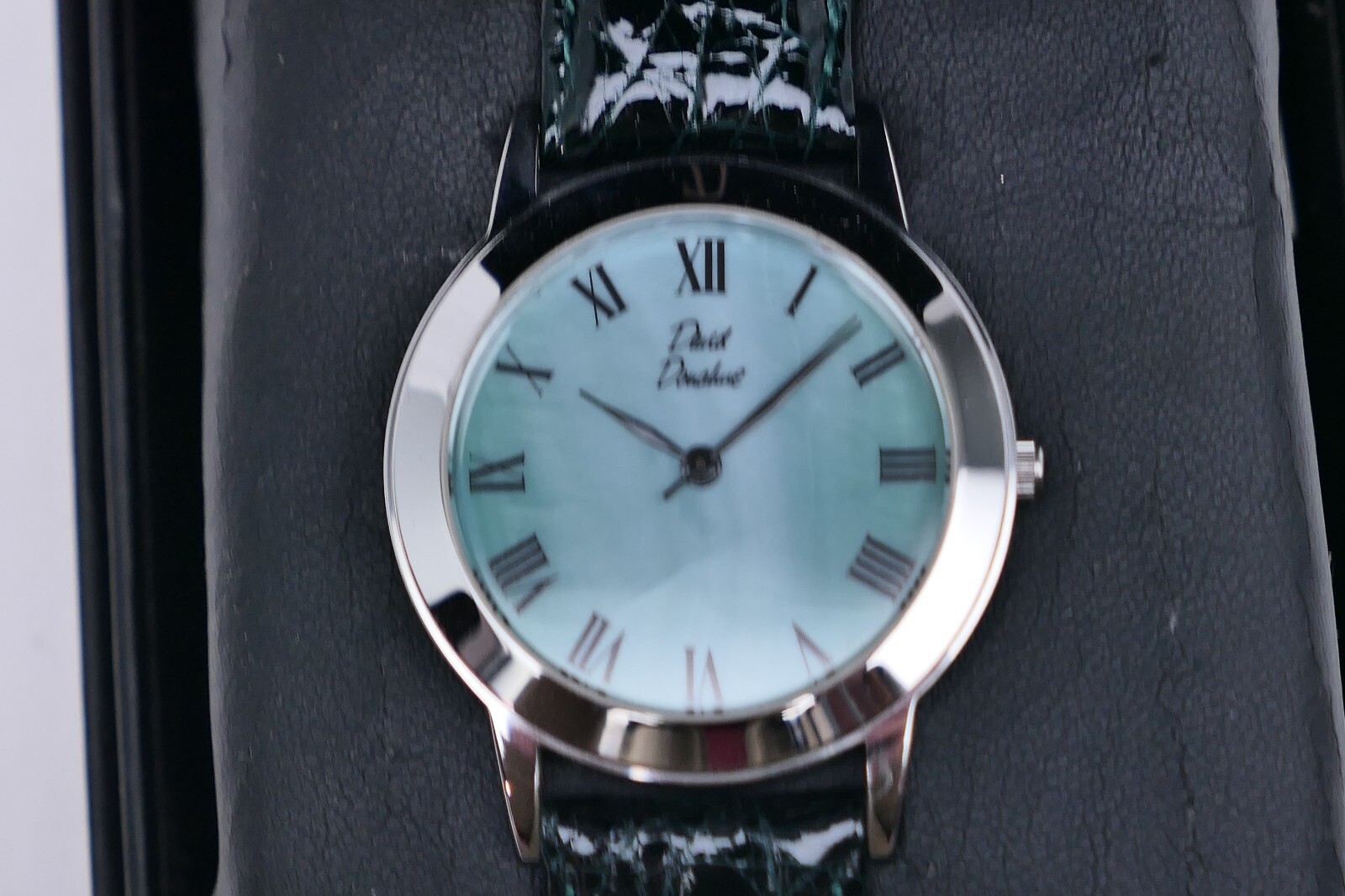 David Donahue Round Watch Swiss, Green Alligator Leather
