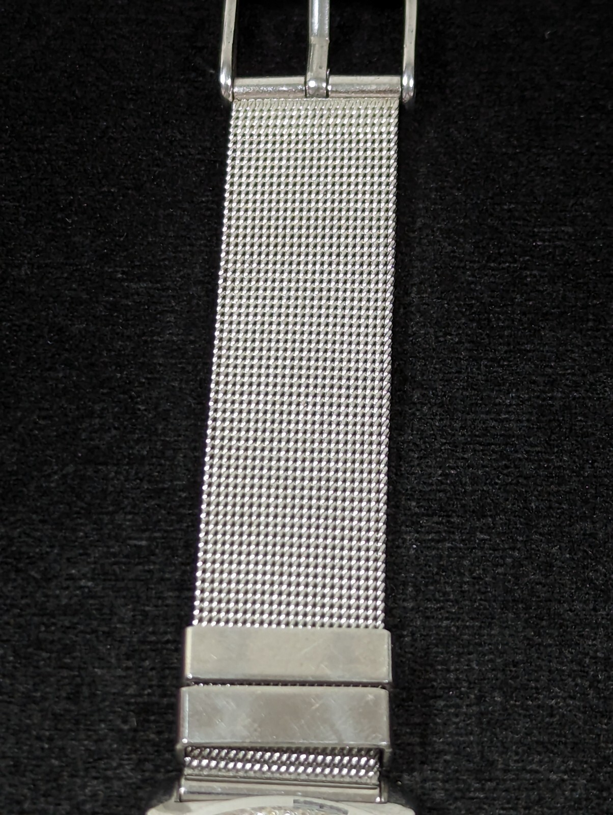 Silver Tone Pearlized Face Crystal Bezel Stainless Steel Mesh Style Band Watch