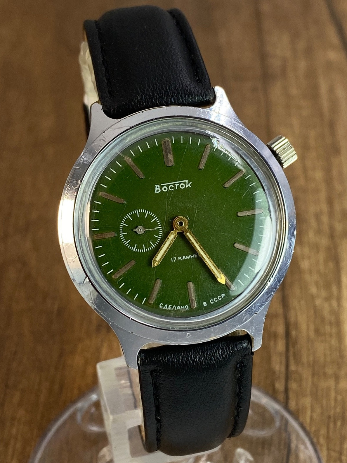 Vostok mechanical 17j vintage Soviet Era mens watch USSR
