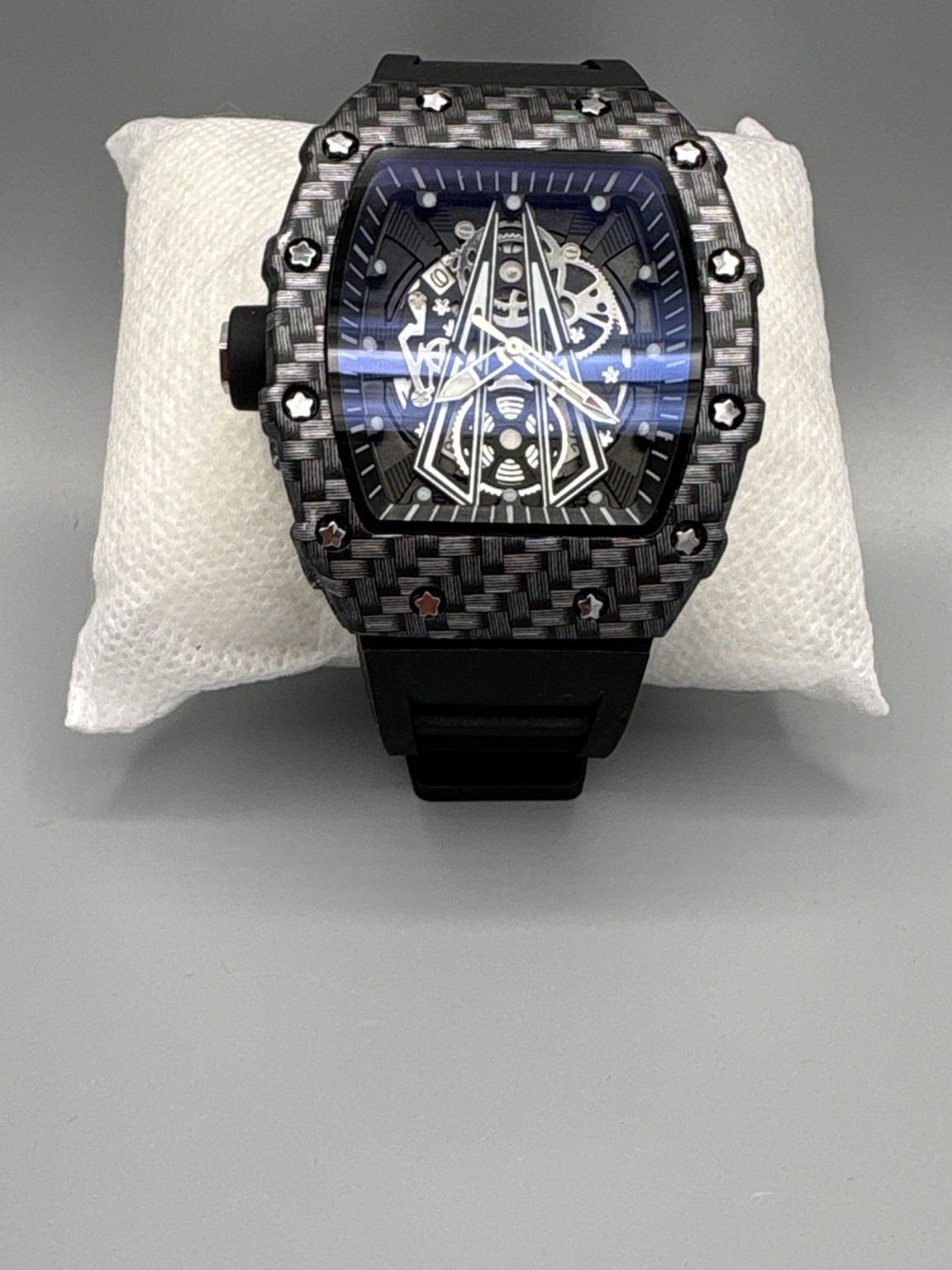 ORUSS 1853 Skeleton Style Men’s Watch Black Carbon Fiber Look Silicone Strap New
