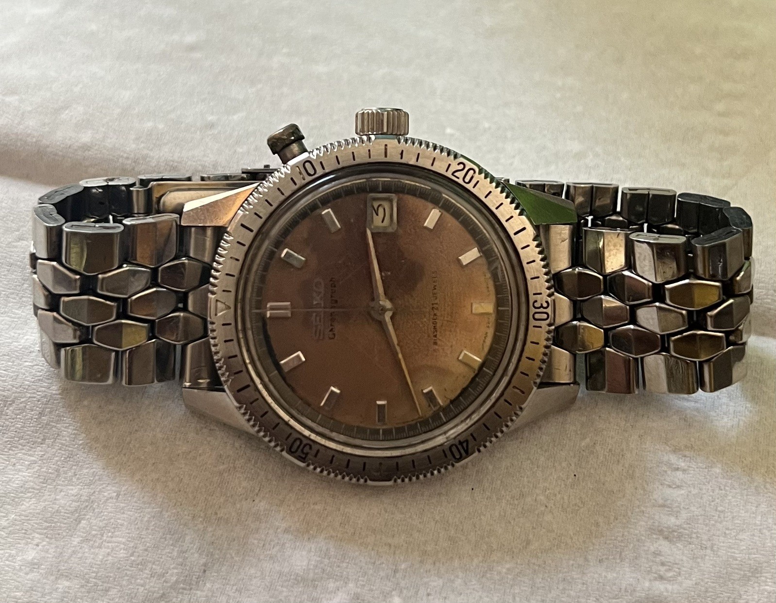 SEIKO 5717-8990 Mono Pusher One-Push Chronograph 1964 – Manual winding,rare