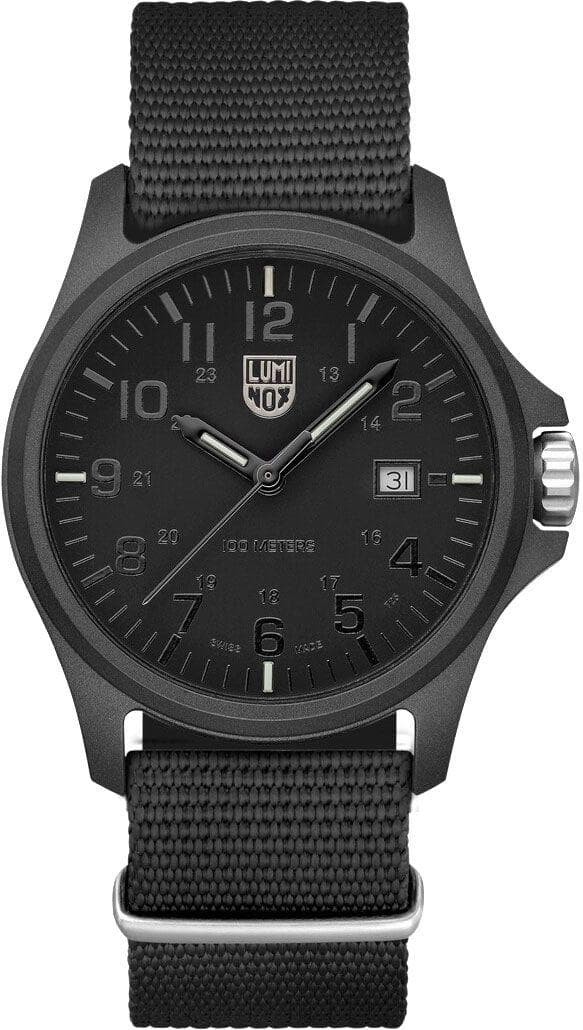 Luminox Patagonia Carbonox Green Shield Collection Used Not Released Japan