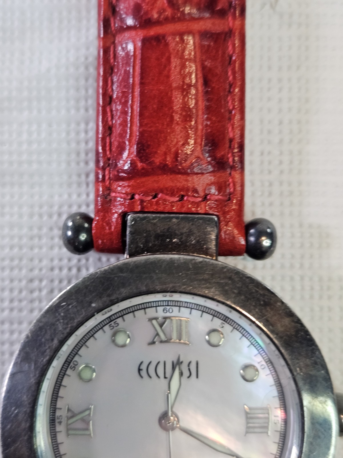 Ecclissi Sterling Silver 925 Case Mother Pearl Face Red Leather New Battery