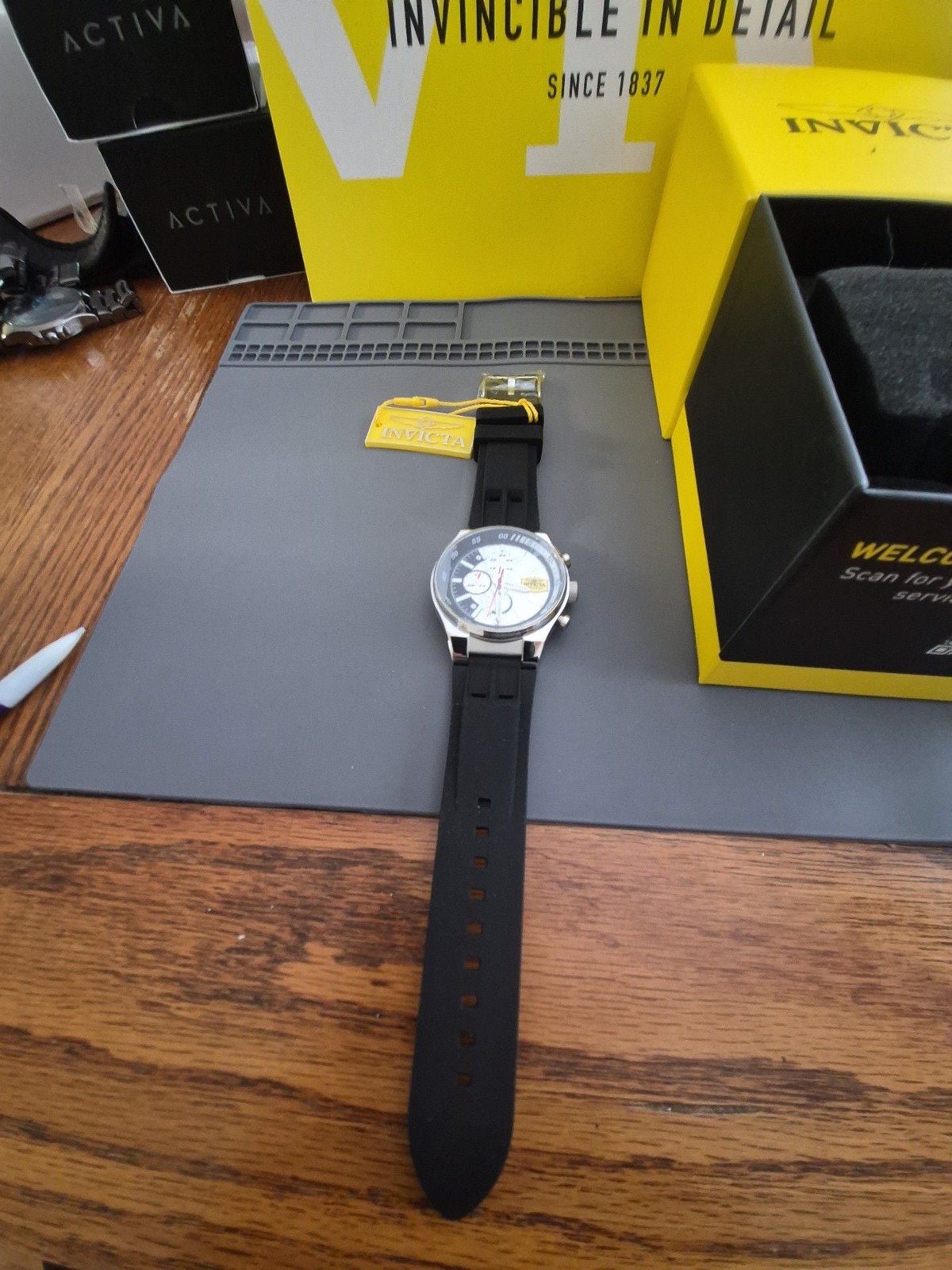 Invicta Racing Champier Men’s Chrono Watch Model 47736 with White Dial and Black