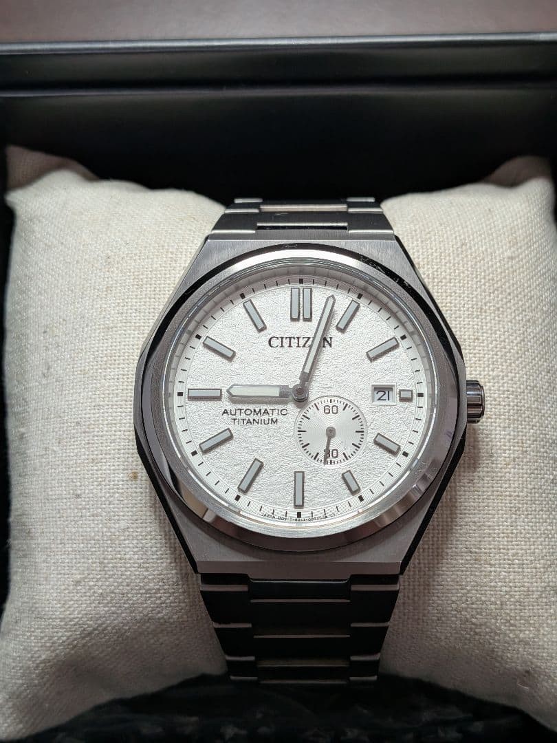 CITIZEN automatic watch titanium body NJ0180 80A
