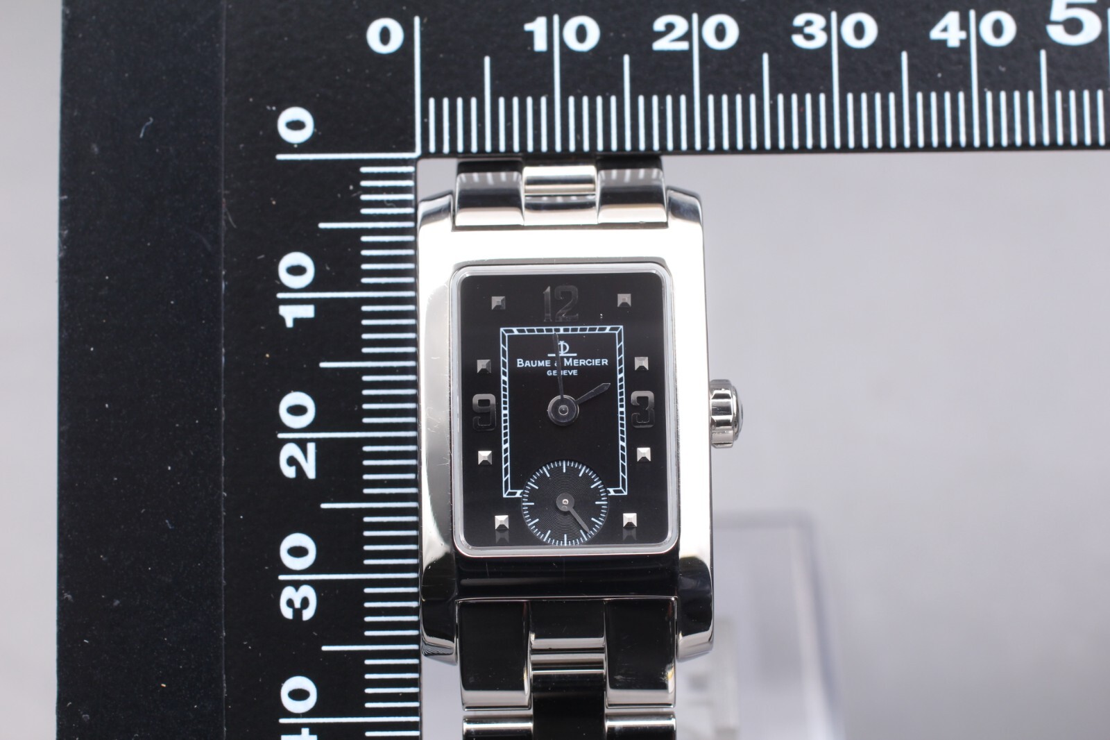 Baume & Mercier Hampton MV045139 Black Small Seconds 20mm Quartz Women Watch JP