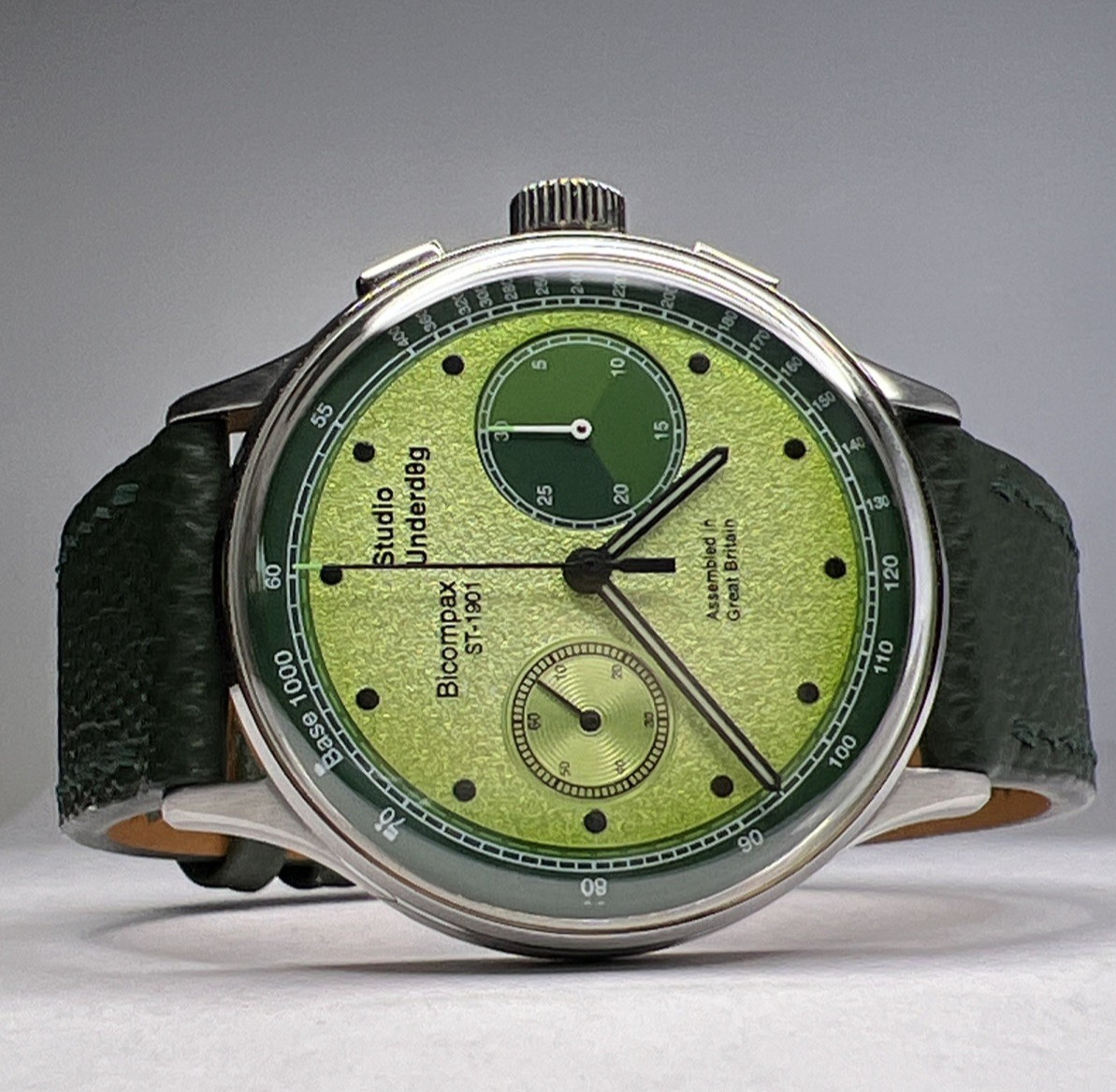 Studio Underdog Guacamole Chronograph 38.5mm Steel Mechanical Wind Watch + B & P