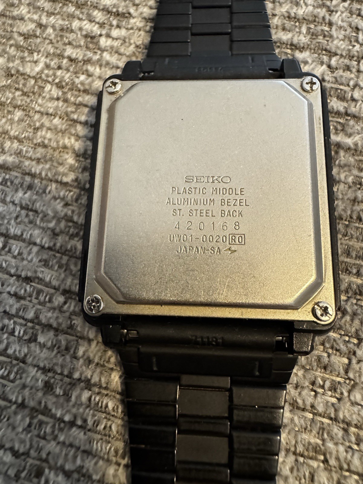 Vintage SEIKO DATA-2000 LCD Display 2000 Character 1984 Computer Men’s Watch !!