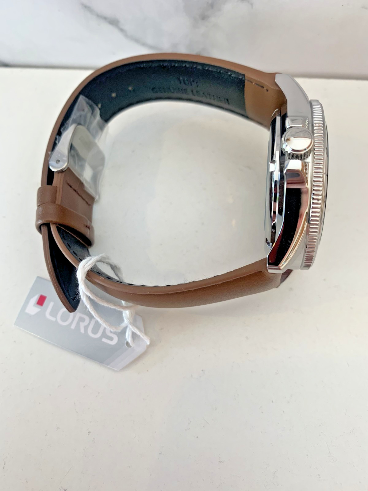 Lorus mens automatic sports watch with brown leather strap. RL469BX