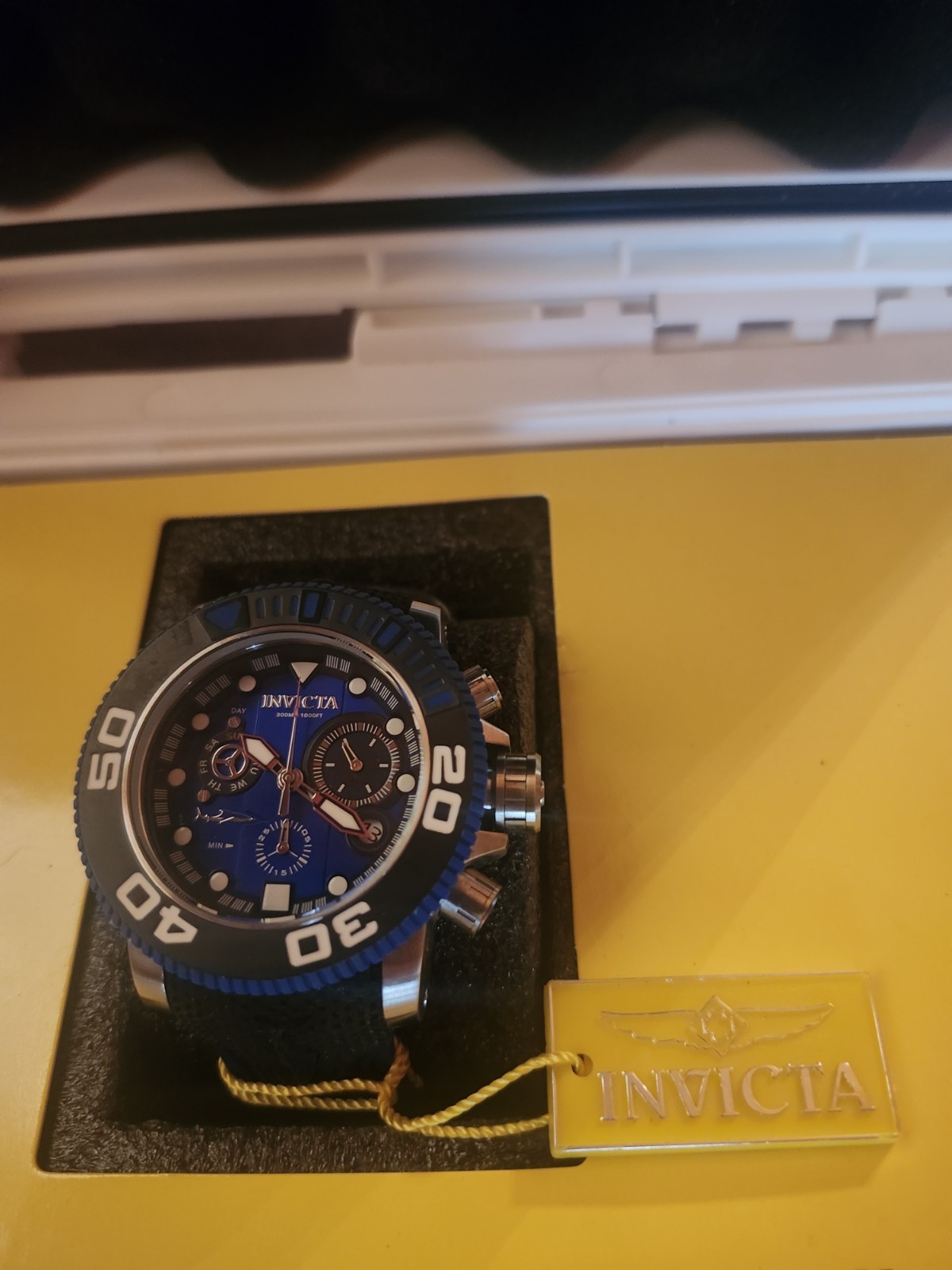 Invicta 2016 mens watch,Original,Papers,and Box