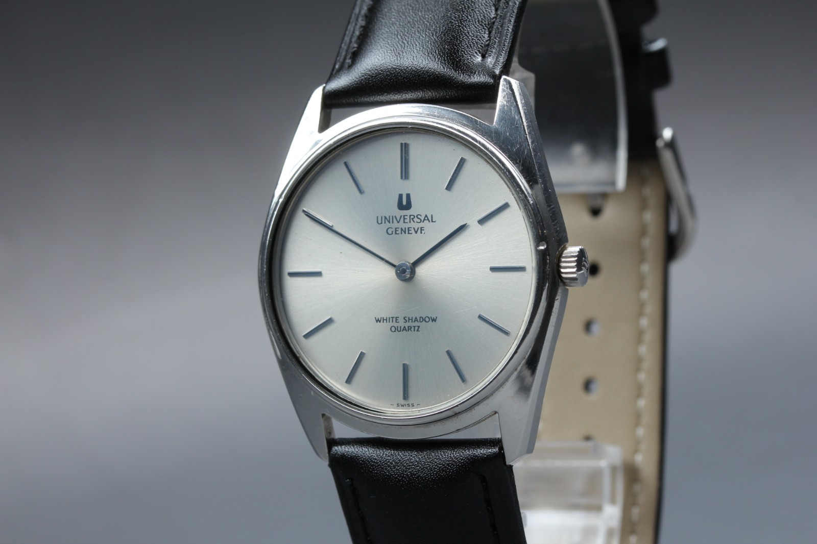 Vintage Universal Geneve White Shadow 874122 Silver 33mm Quartz Men Watch JAPAN