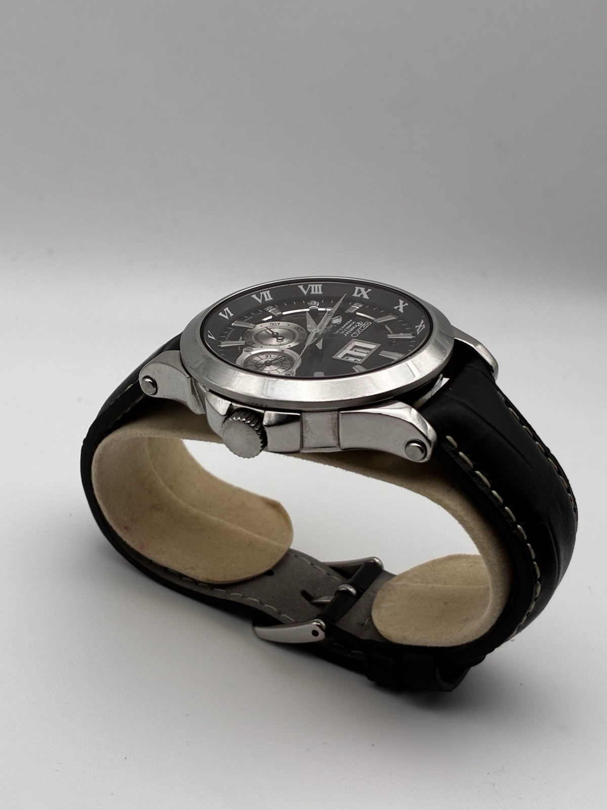Seiko Premier Kinetic Perpetual Calendar Watch SNP005 7D48 With Box + NATO Strap