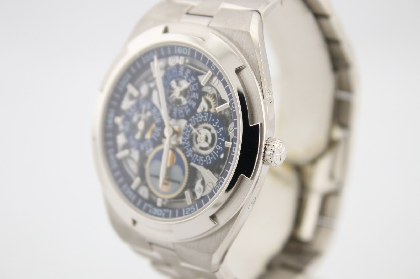 Vacheron Constantin Overseas Perpetual Calendar Skeleton Ultra-thin 18k WG 4300V