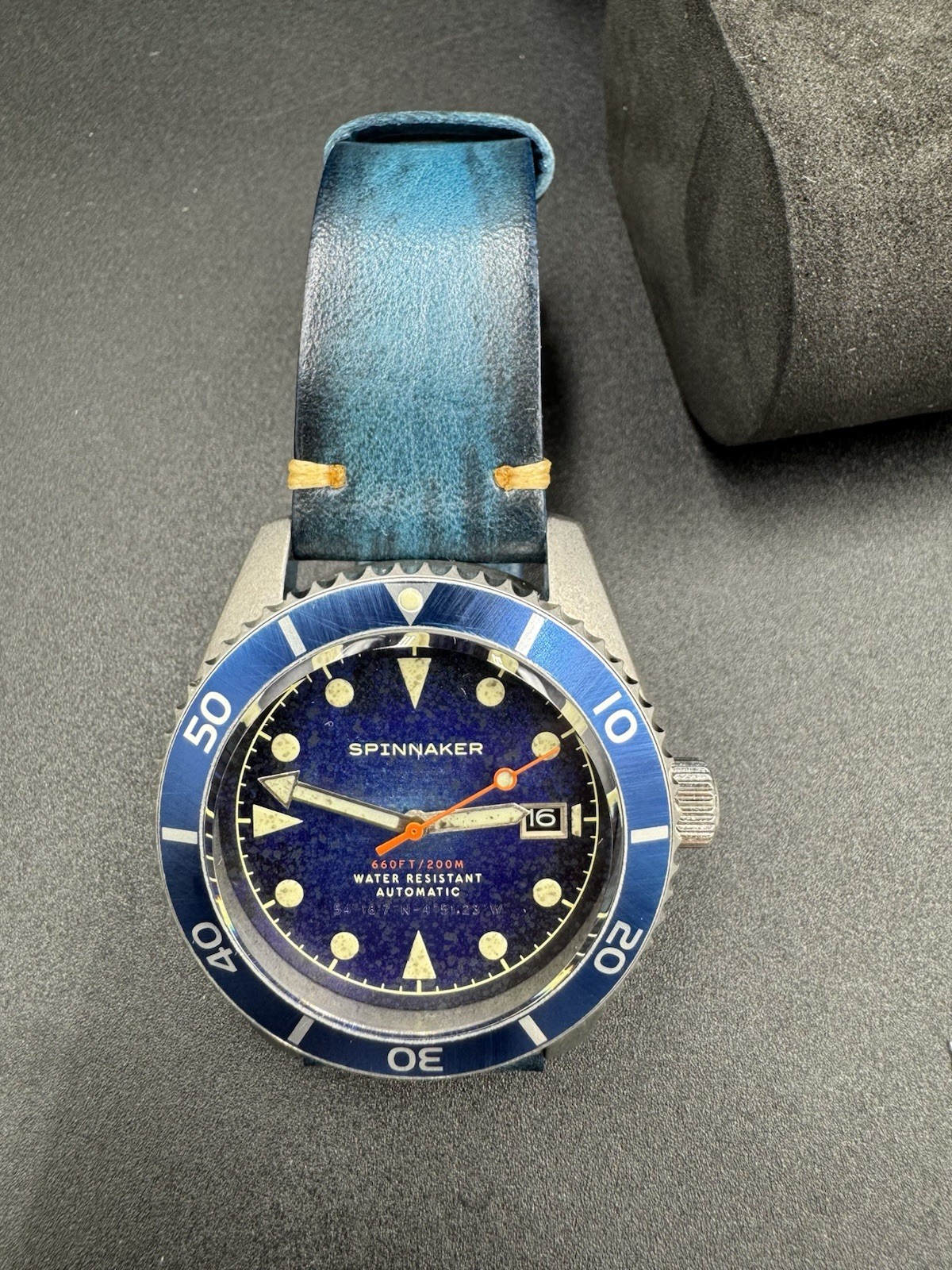 Spinnaker Wreck Auto Diver Oxidized Blue Leather Strap 44mm Watch Near Mint Cond