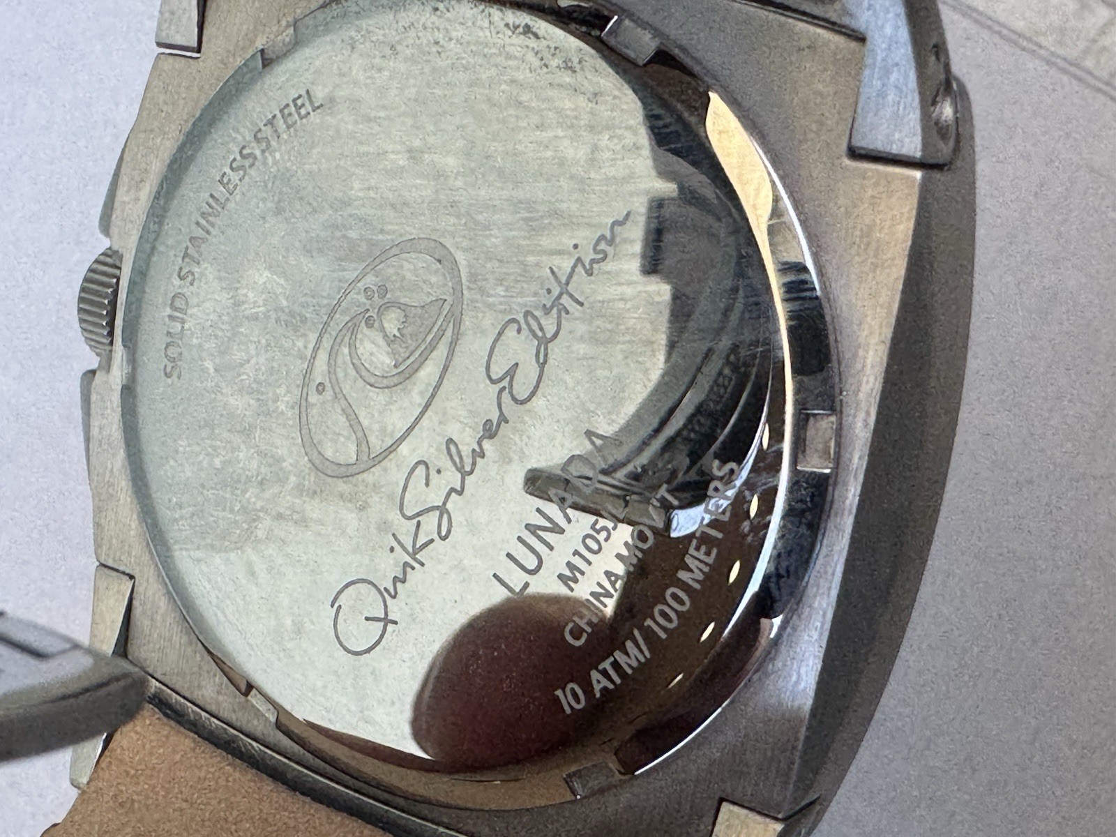 Quicksilver edition LUNADA Watch M105JL 10 ATM / 100 Meters stainless steel