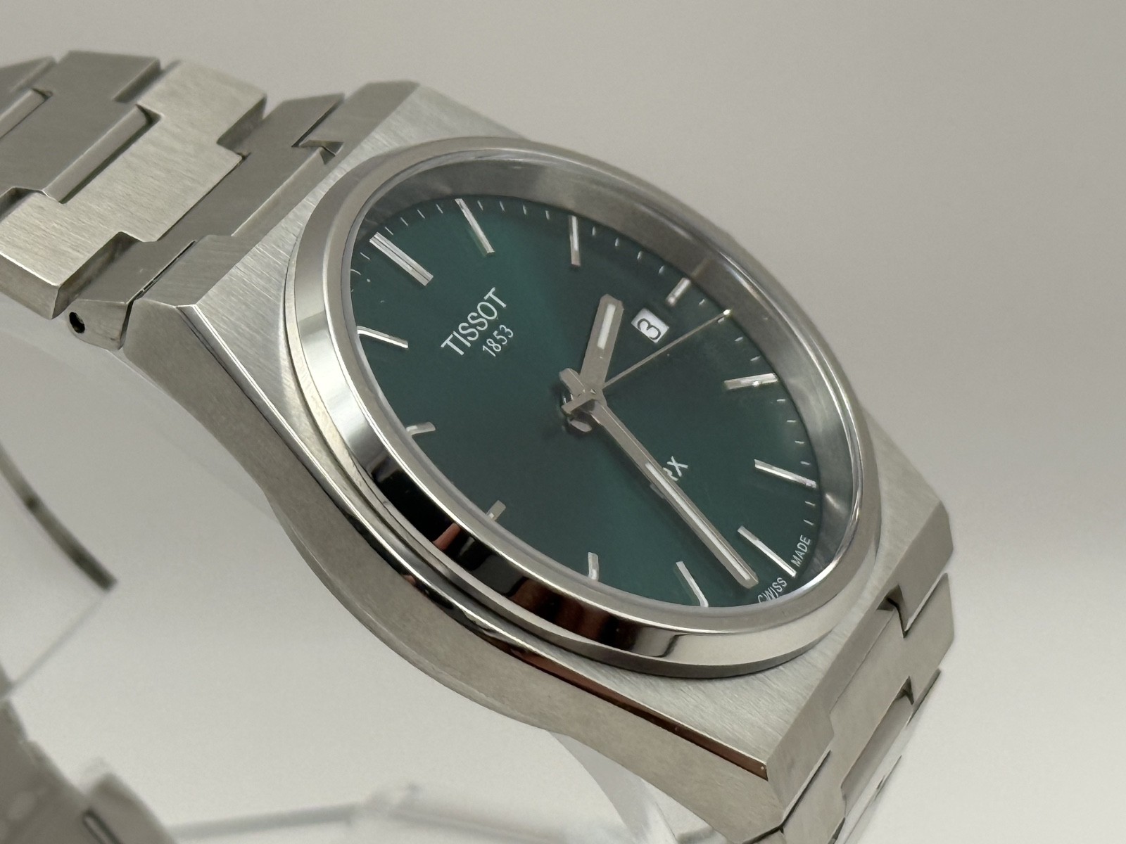 Tissot PRX Classic Quartz Tonneau Shape Men Wristwatch 40 mm – T1374101109100