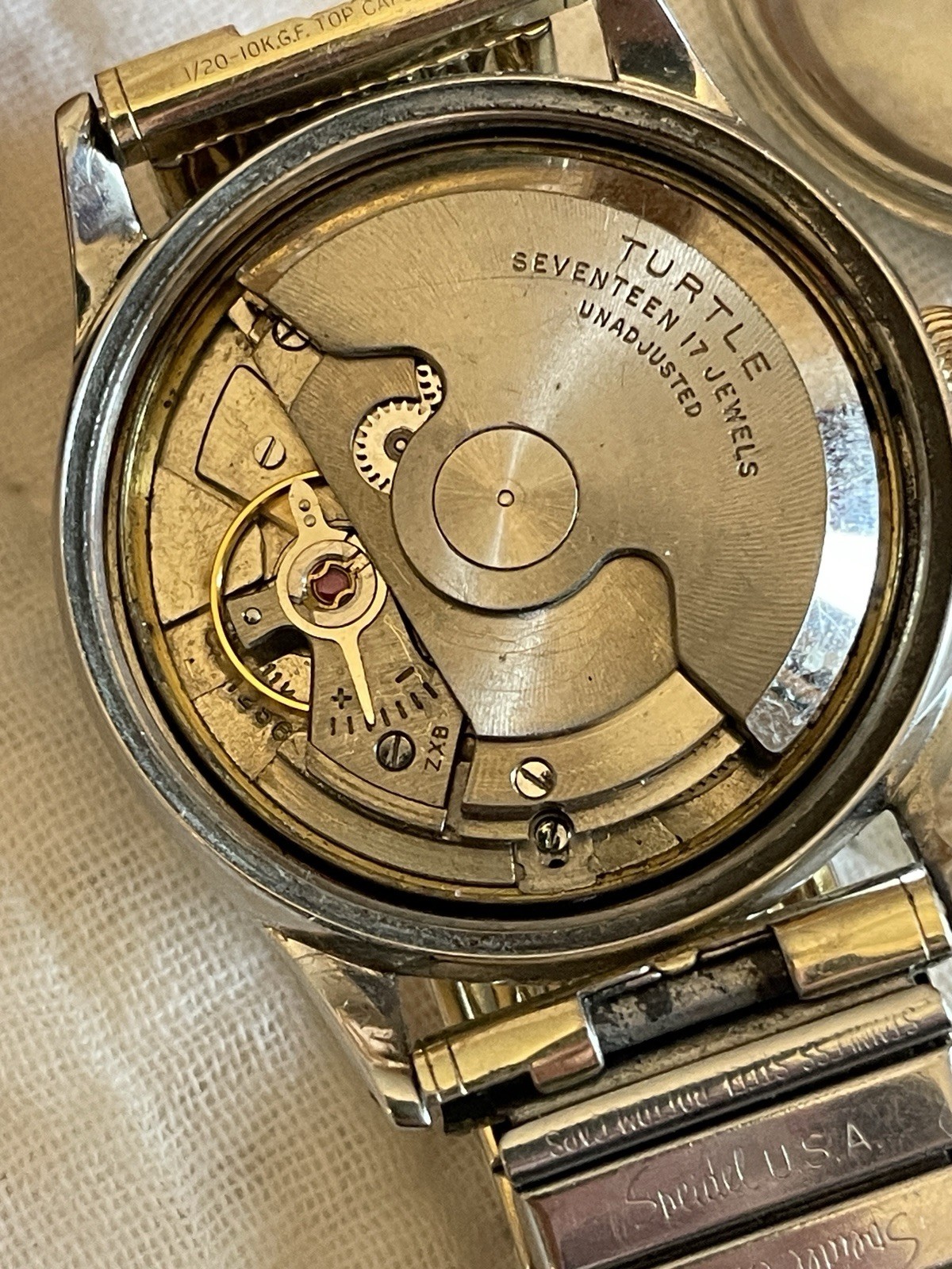Swiss Turtle 17 Jewels Auto Mechanical Men’s Stainless Steel Back RUNNING