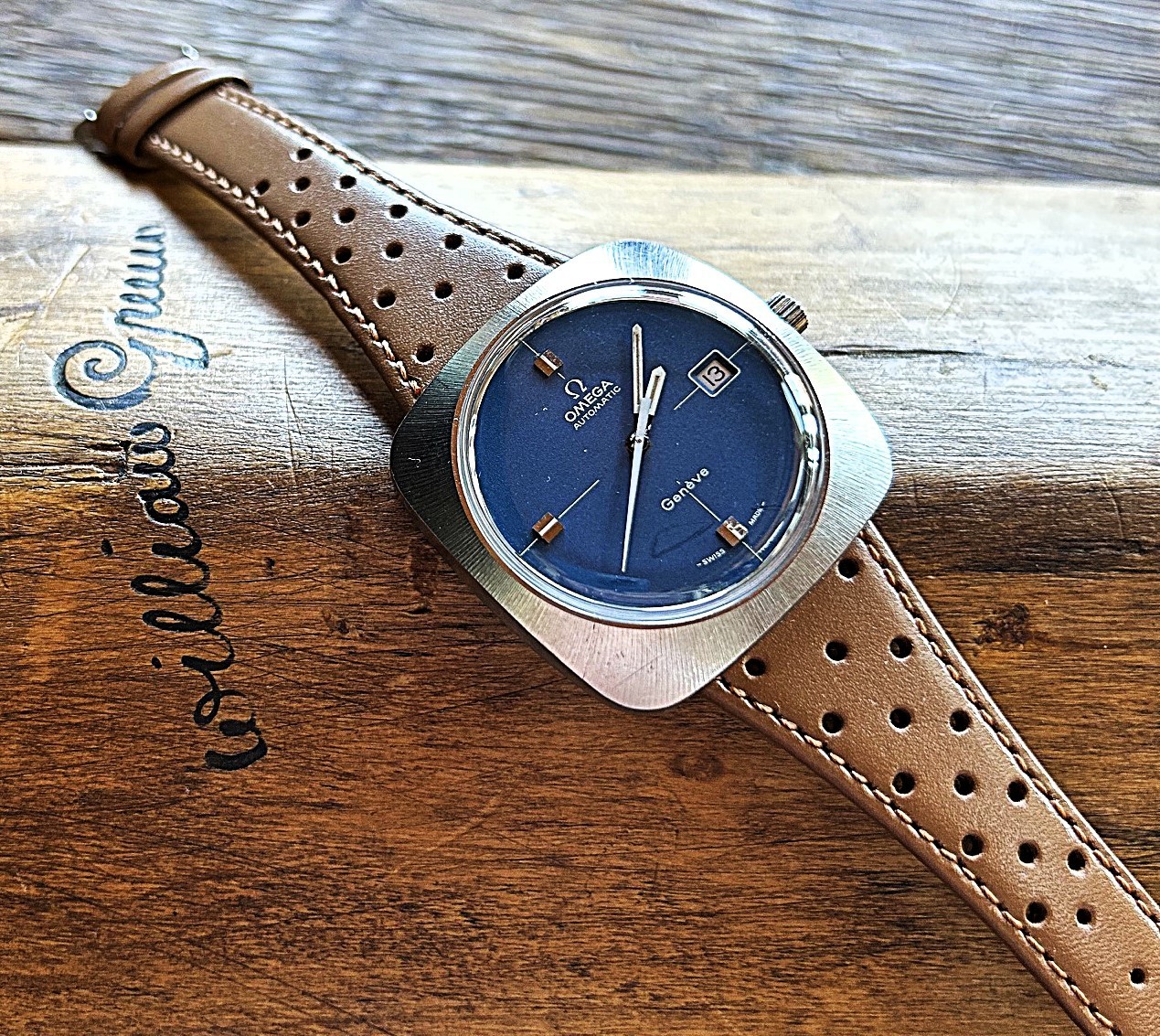Vintage Omega Geneve Dynamic Automatic Men’s watch. Blue Vignette Dial – SS
