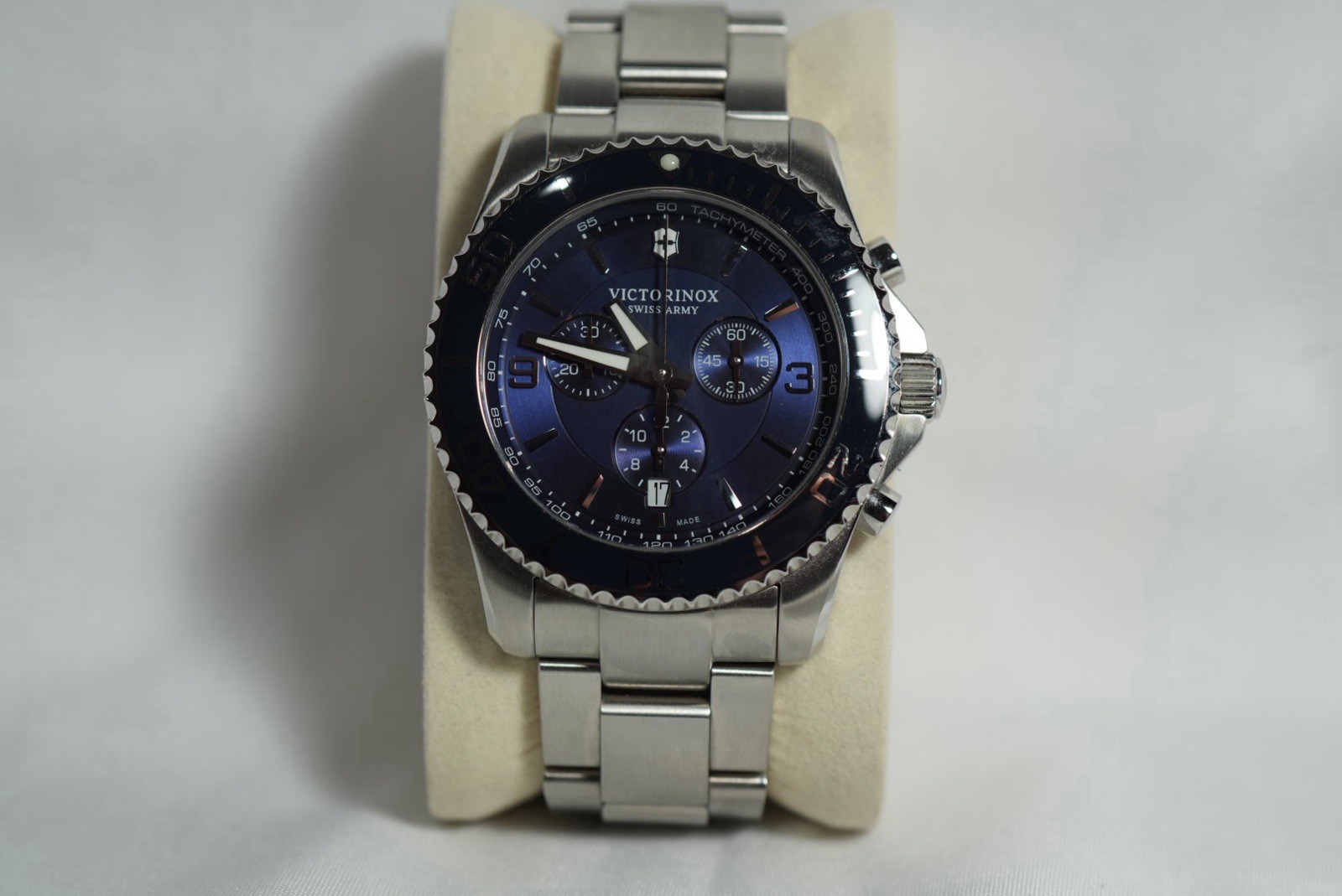 Victorinox Swiss Army Maverick Quartz Chronograph 43mm Blue Dial SS 100m