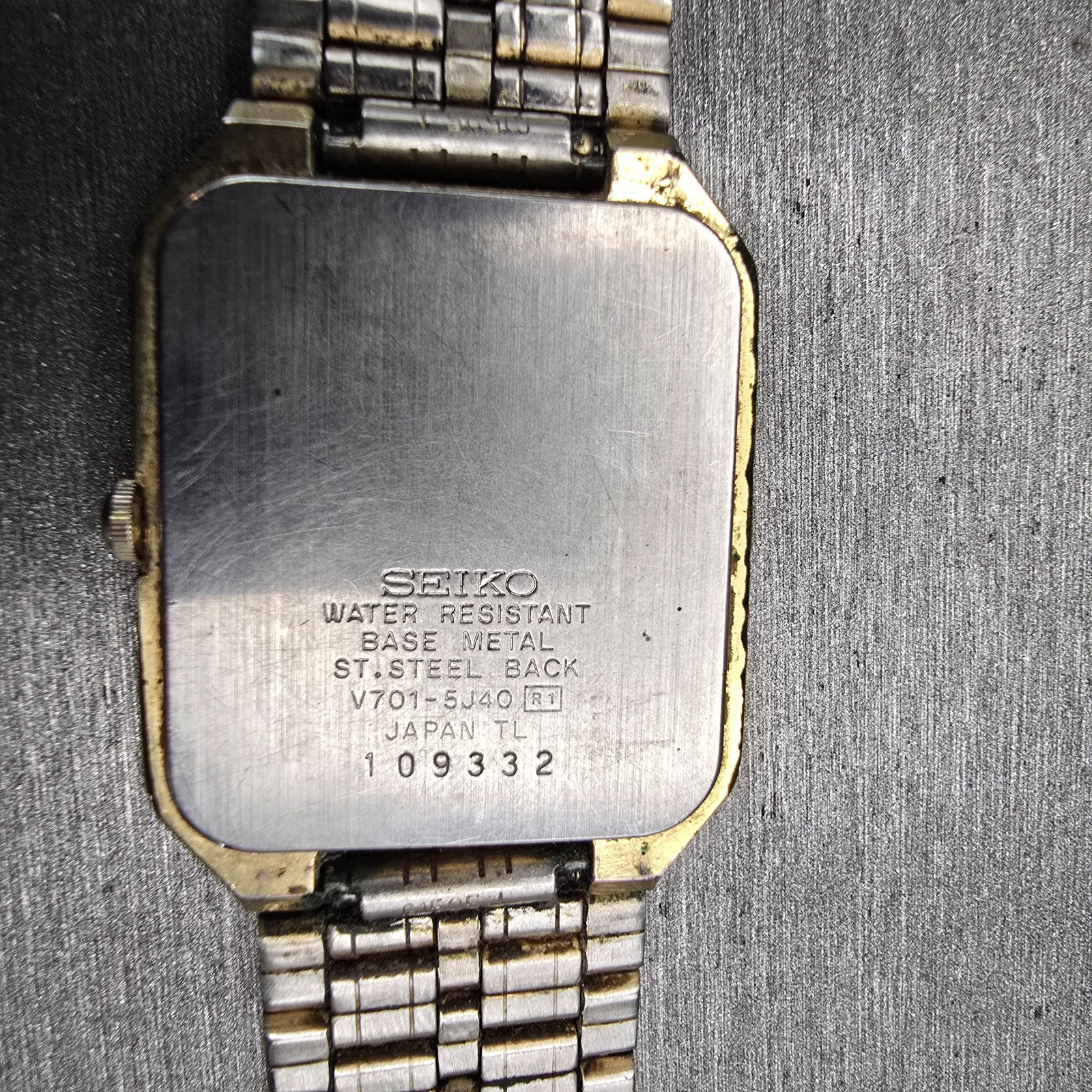 Seiko Watch Men 27mm Silver Dial Two Tone Rectangle V701-5J40 New Battery VTG