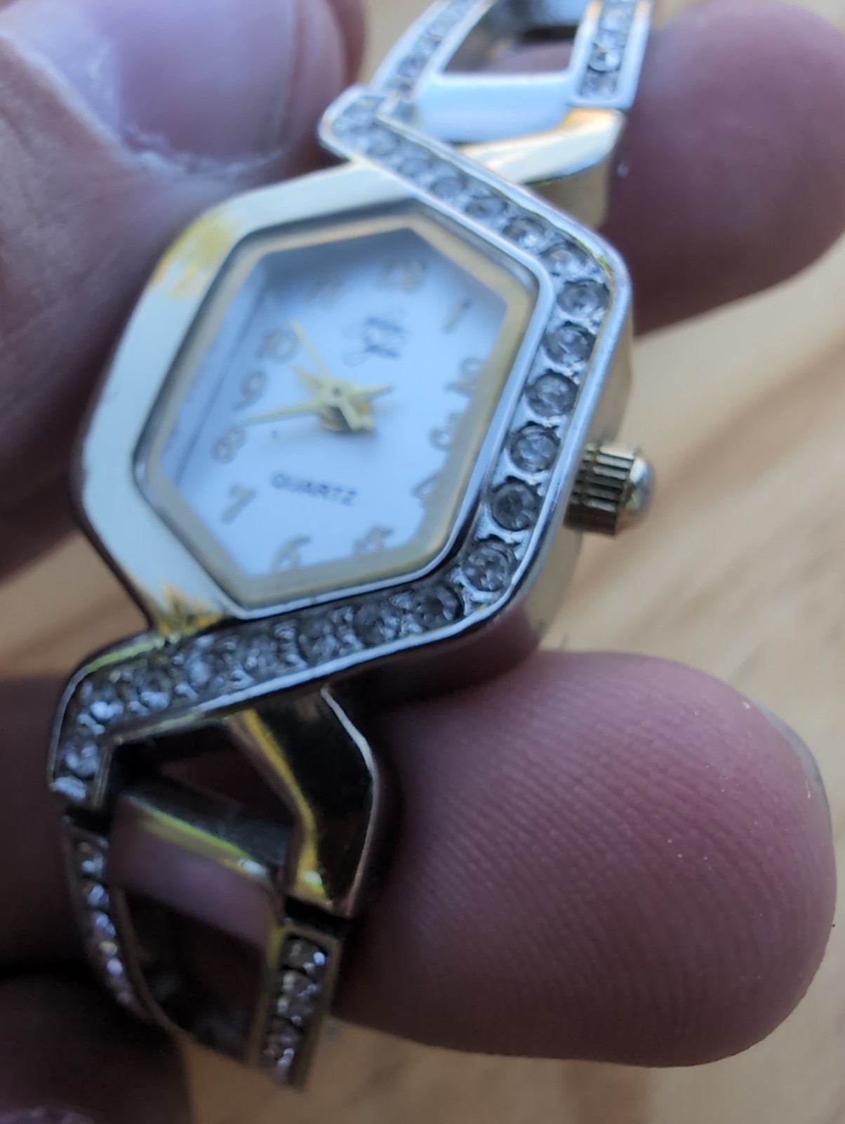 Glam & Glow Watch Womens Silver Tone Stainless Steel Crystal Rhinestones 7 Inch