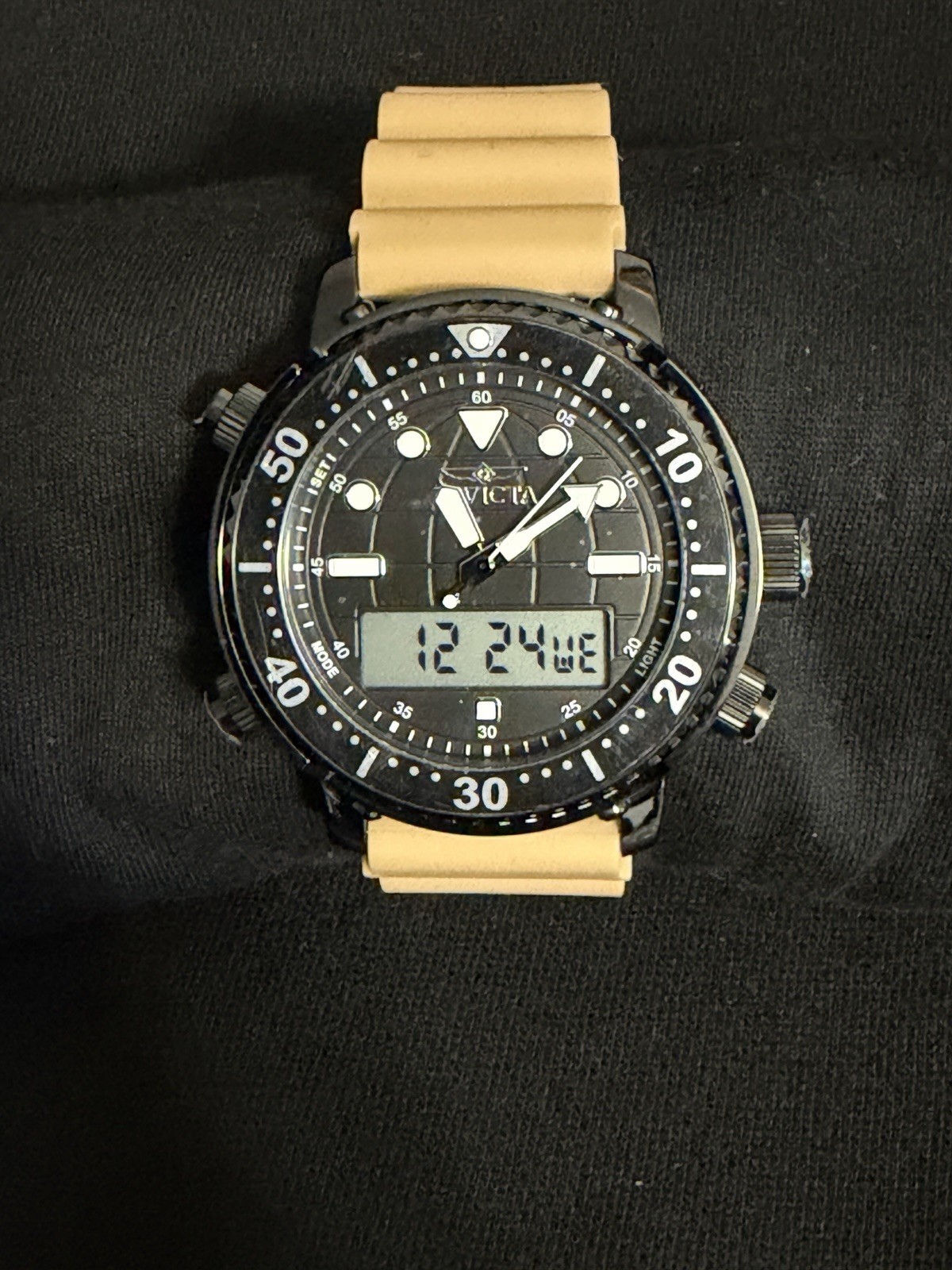 Invicta Pro Diver Digiquartz Mens Watch 46.5mm Blk Case/Brown Silicone Strap NEW