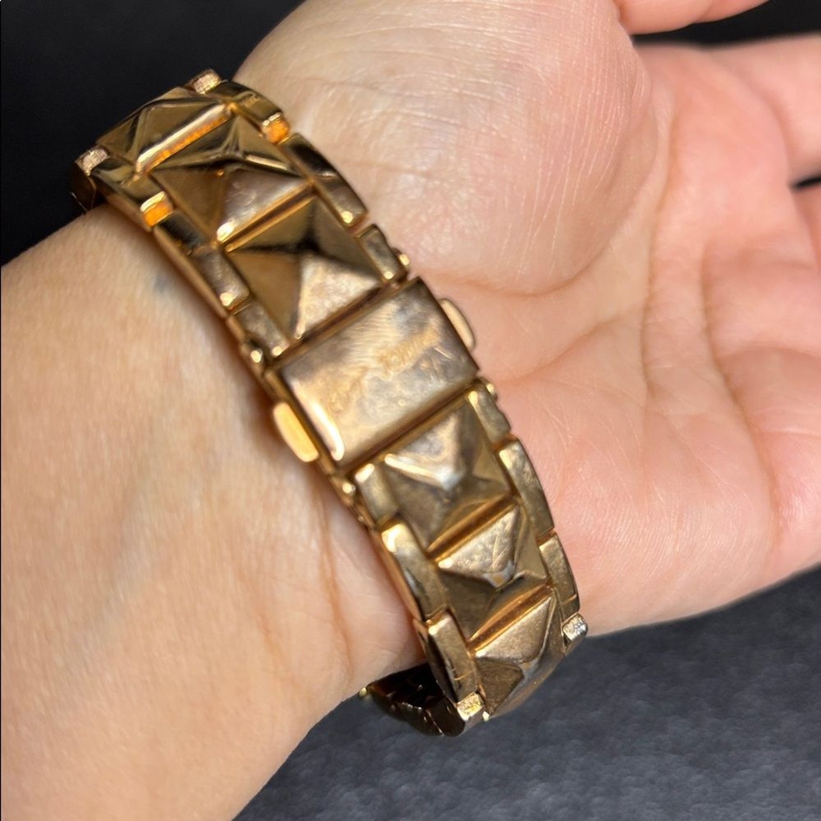 Betsey Johnson Gold Tone Stud Rhinestone Watch WORKING