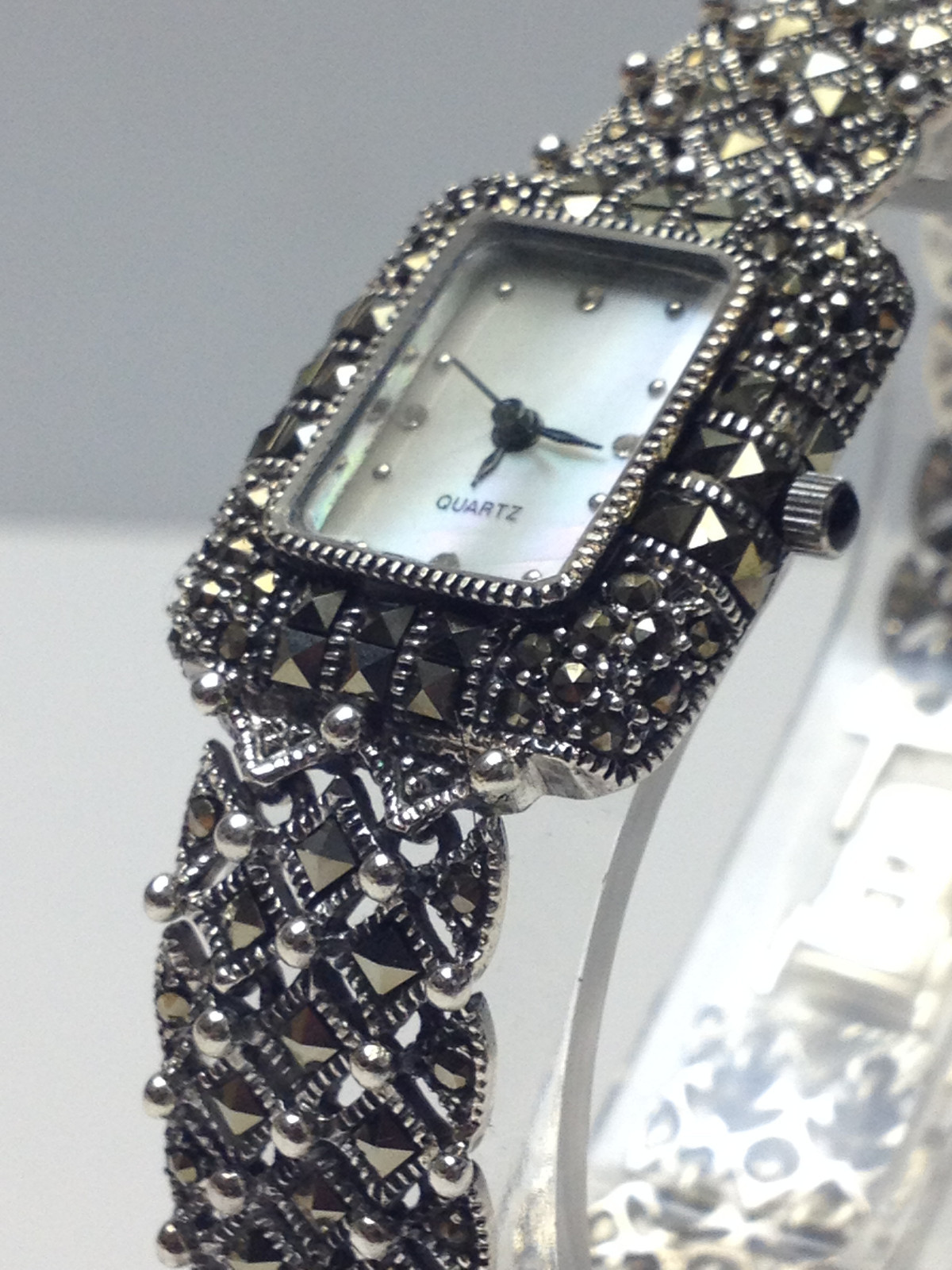 LUXURY 925 STERLING SILVER SPARKLE MARCASITE STONE MOP LADY FANCY BRACELET WATCH