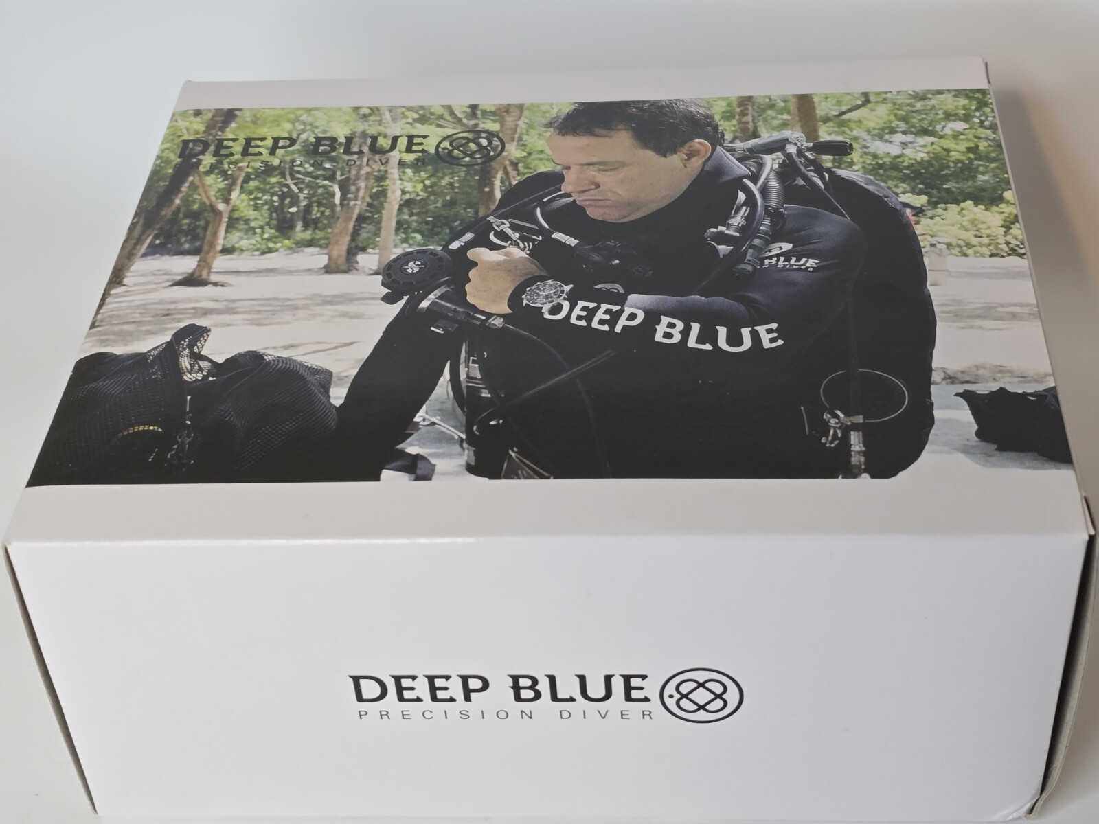 Deep Blue 41mm Pro Sea Diver 200 Quartz Silicone Strap Watch Blue Red