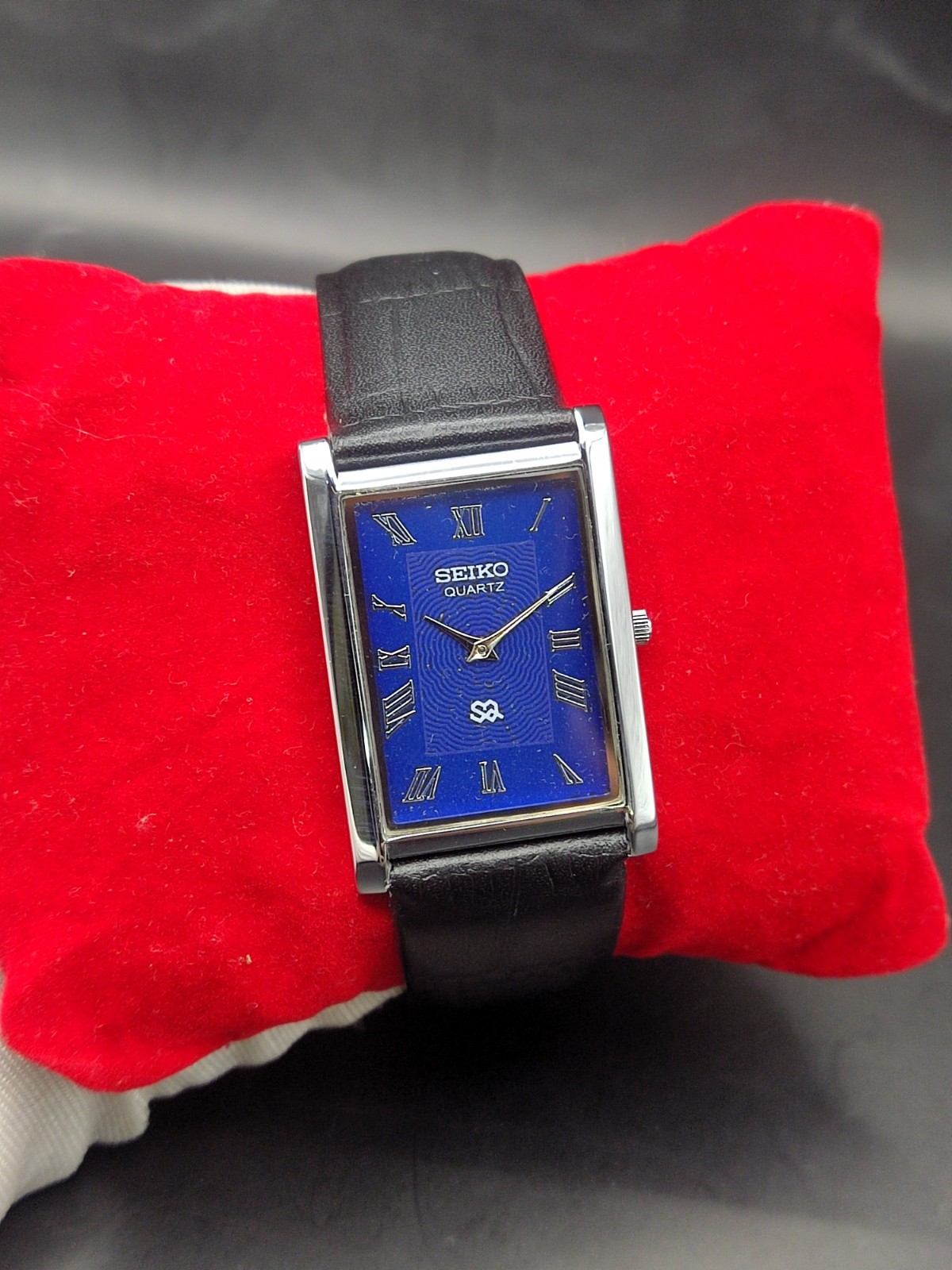 Vintage Refurbished Seiko Quartz Rectangular Blue Dial Faux Leather Strap